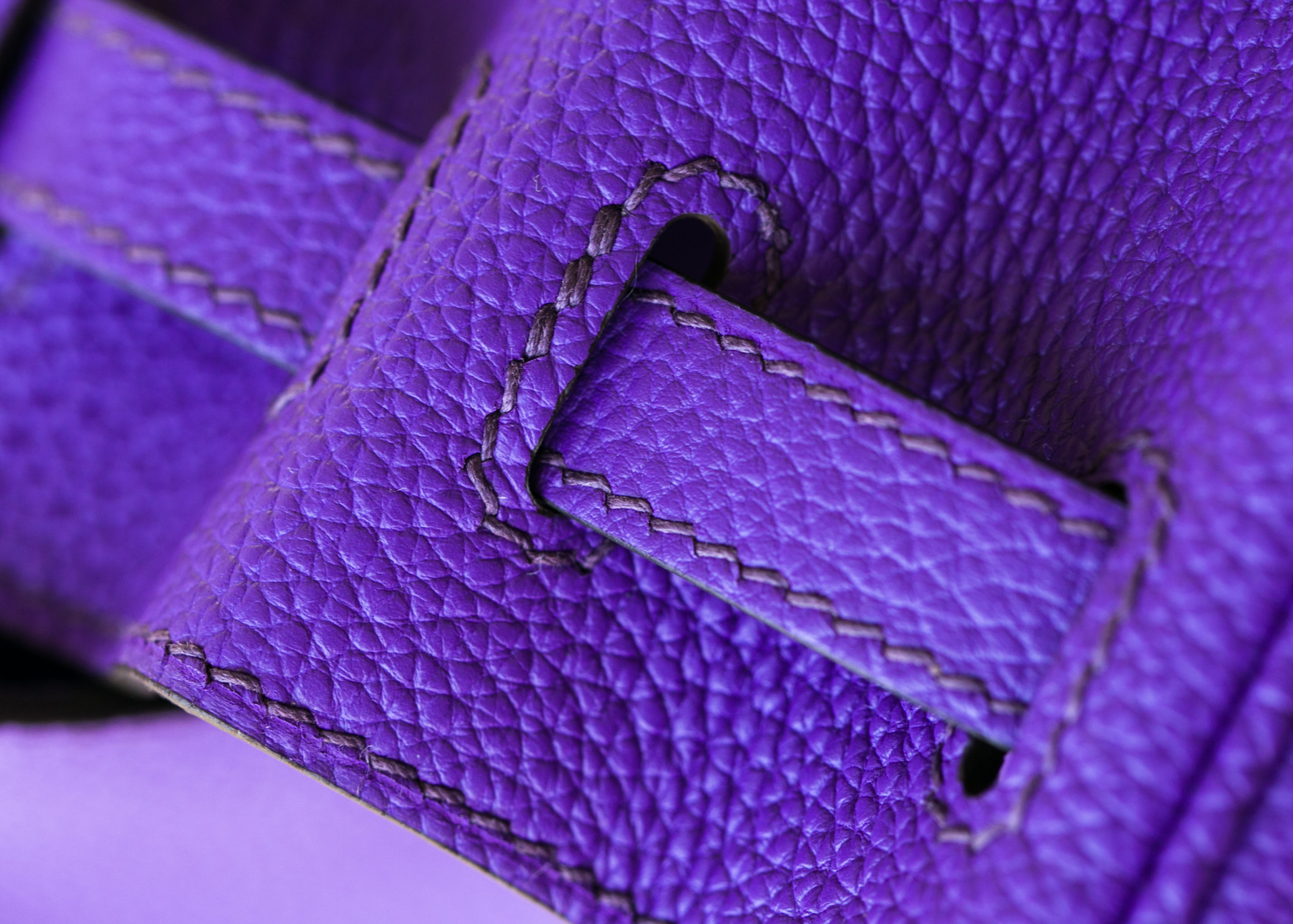 爱马仕包包官网 Hermes Birkin 25cm 5L极度紫原厂togo牛皮 银扣