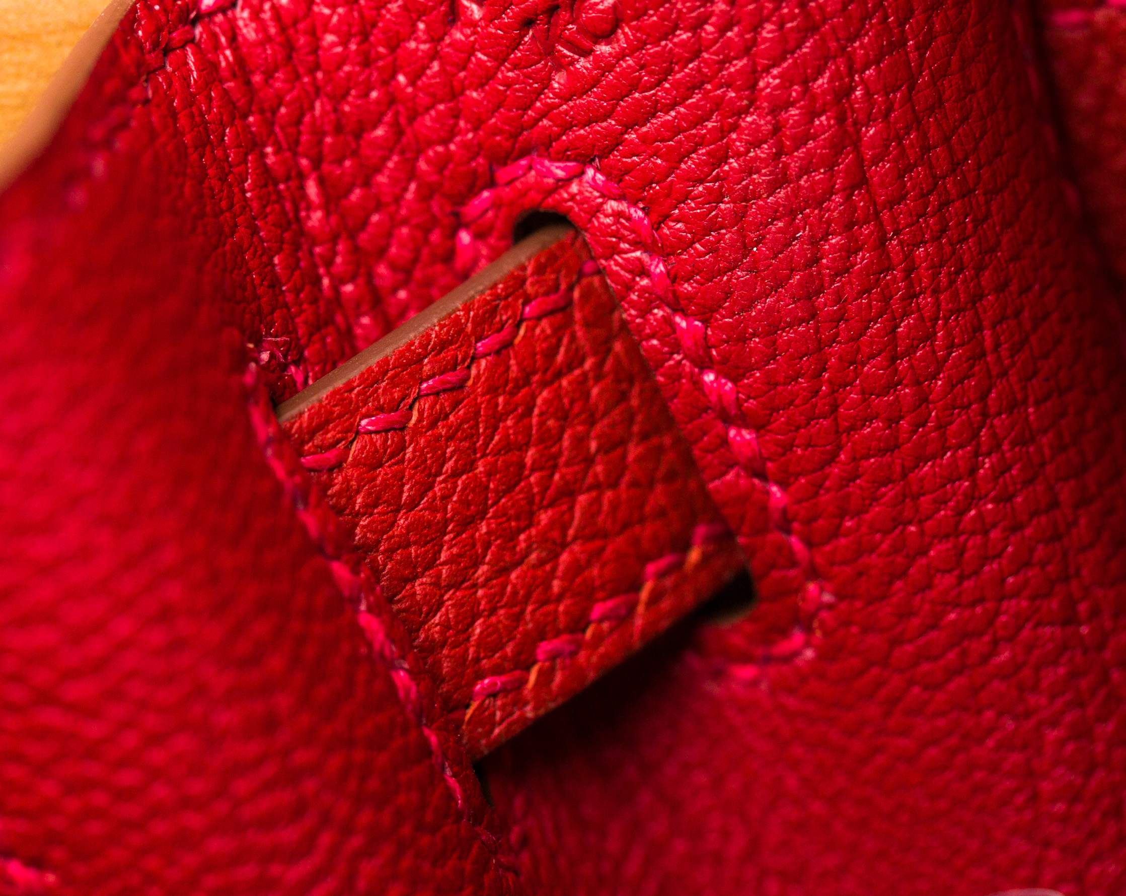 爱马仕包包官网 Hermes Kelly 28cm 2R芍药红原厂togo牛皮凯莉包