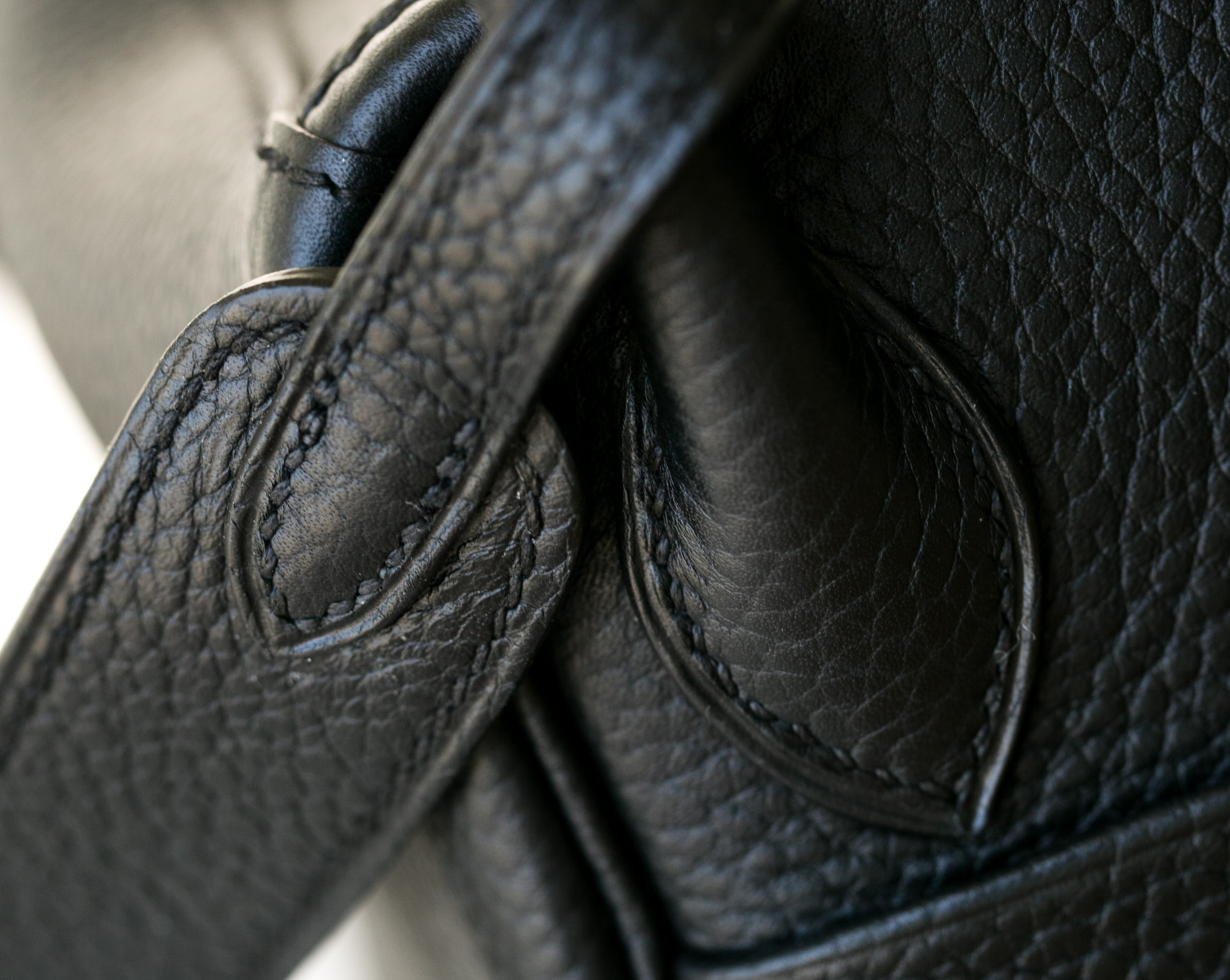 爱马仕琳迪包价格 Hermes CK89黑色原产togo牛皮Lindy包26cm
