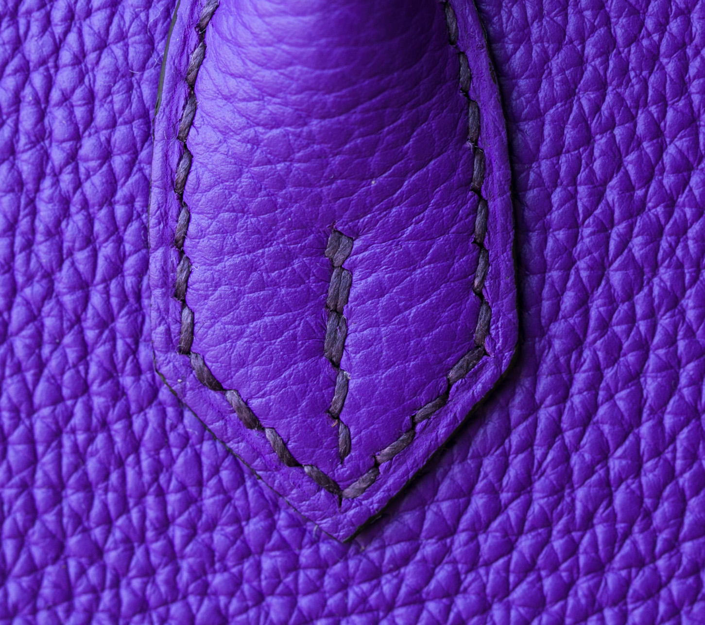 爱马仕包包官网 Hermes Birkin 25cm 5L极度紫原厂togo牛皮 银扣