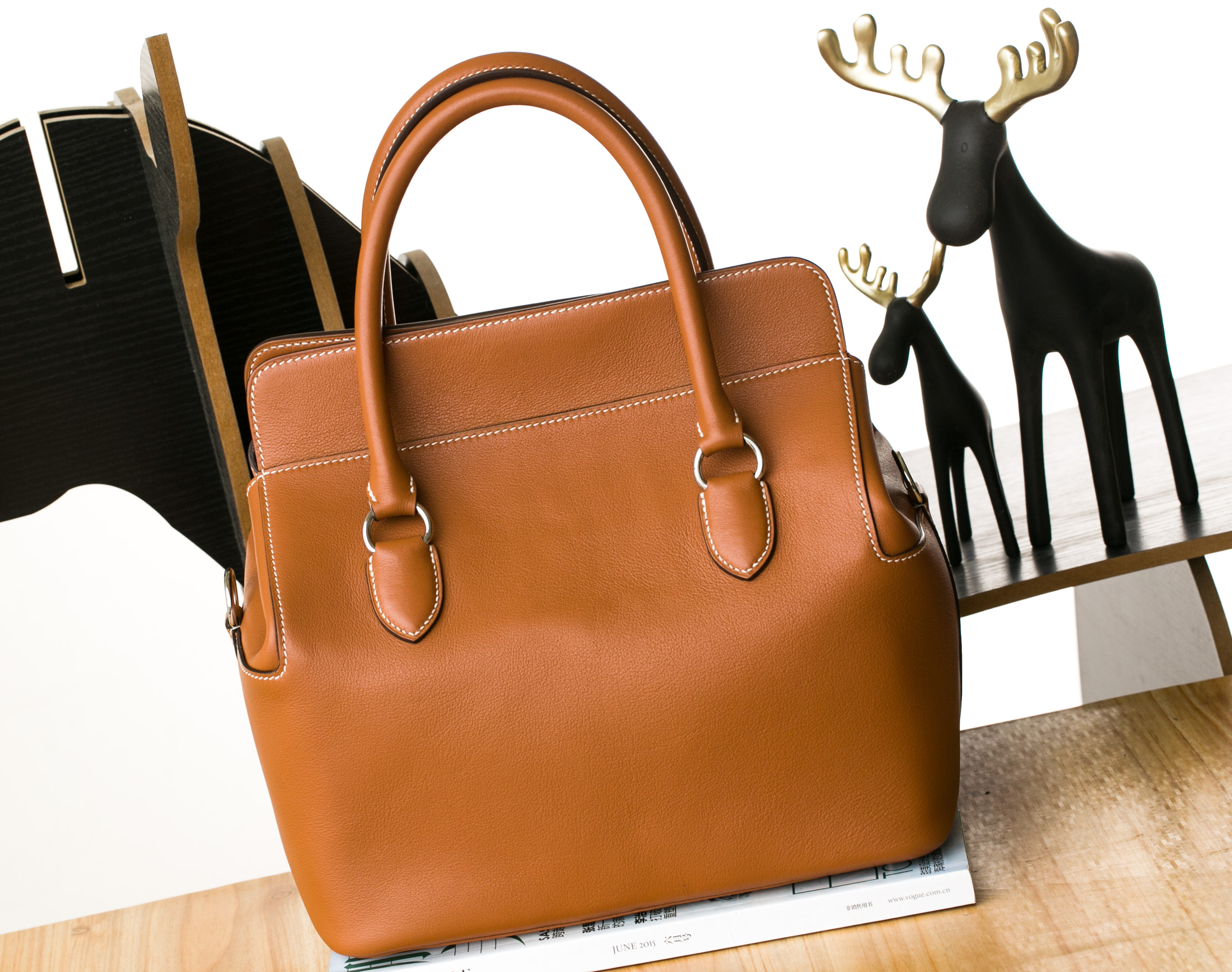 Hermes女包价格 爱马仕CK37金色原厂swift牛皮Toolbox 20cm