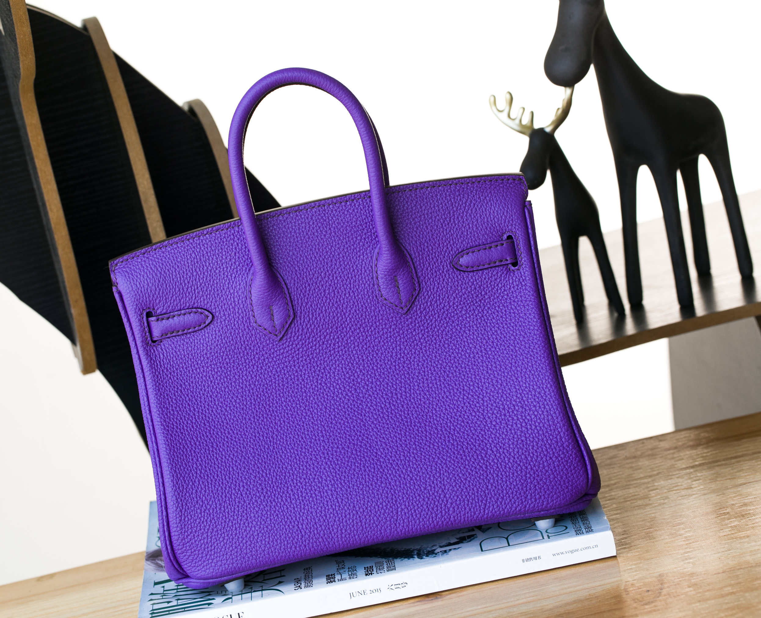 爱马仕包包官网 Hermes Birkin 25cm 5L极度紫原厂togo牛皮 银扣