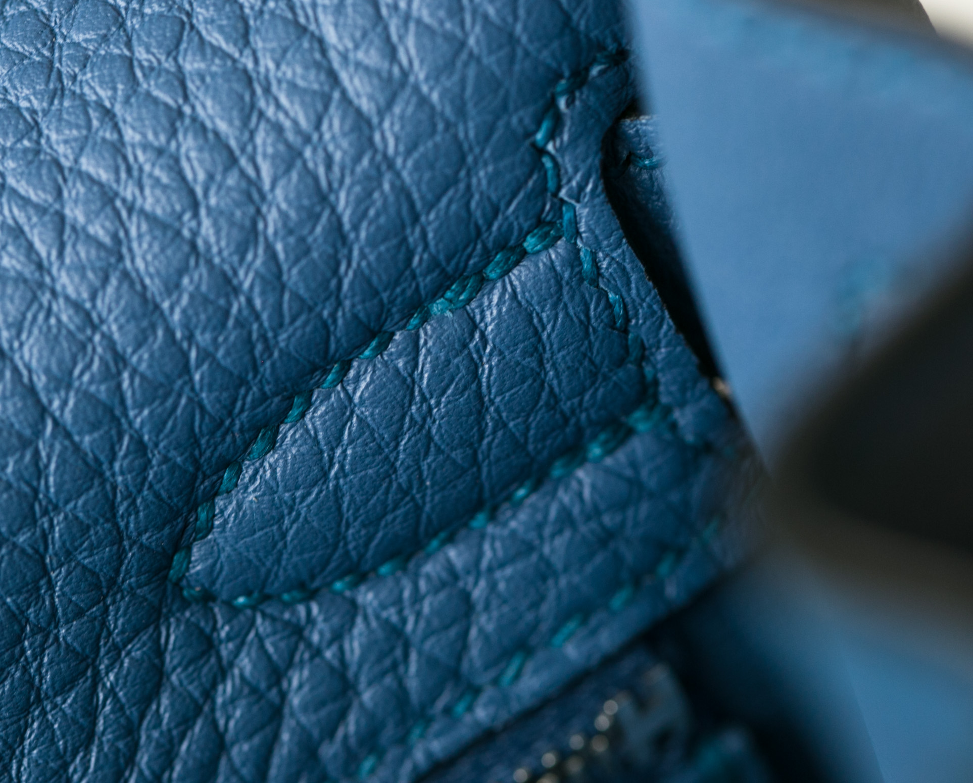 爱马仕Kelly包价格 Hermes 2R玛瑙蓝原厂togo牛皮凯莉包28cm 银扣