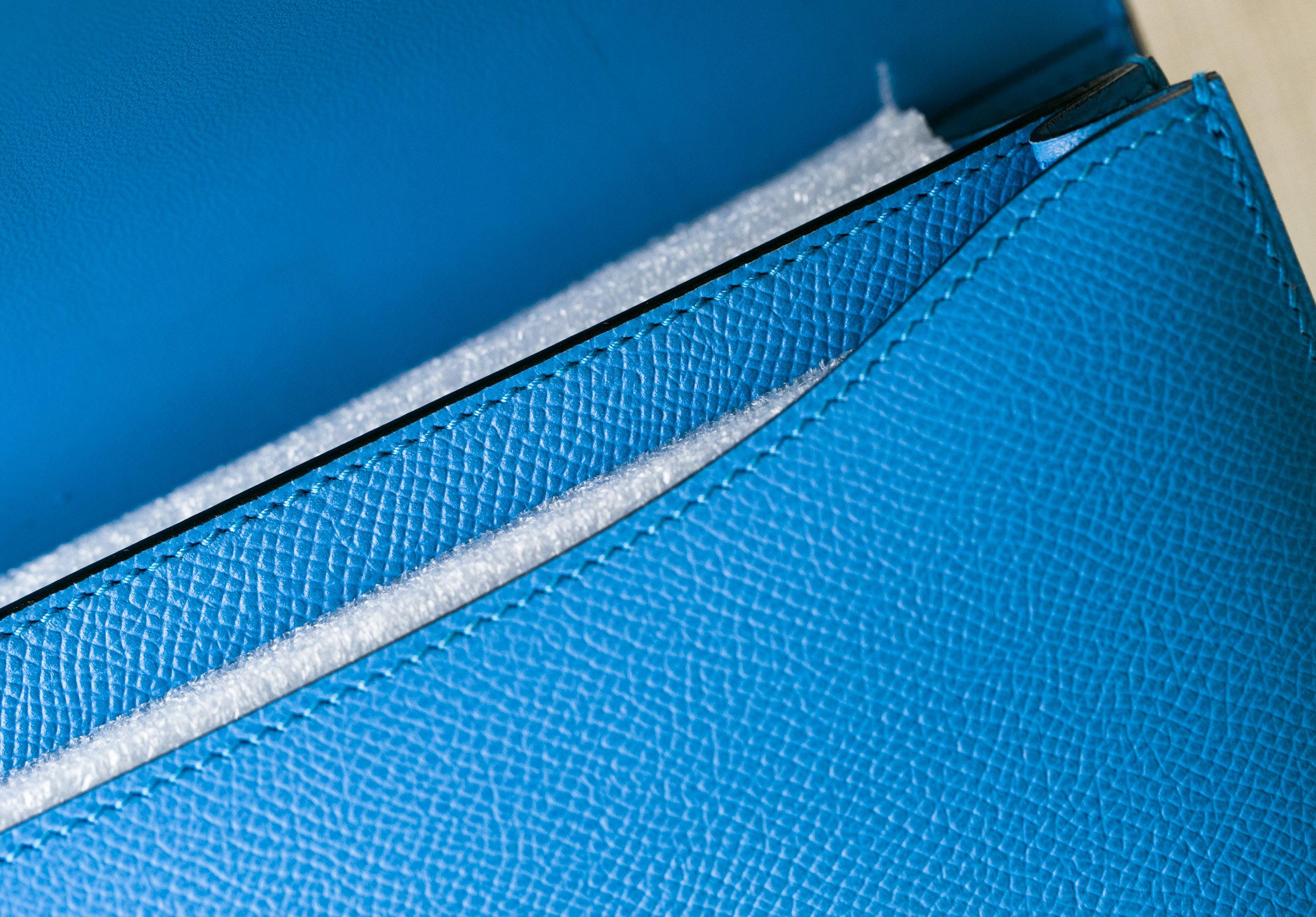 爱马仕包包官网 Hermes Constance 26cm 2T天堂蓝epsom皮空姐包