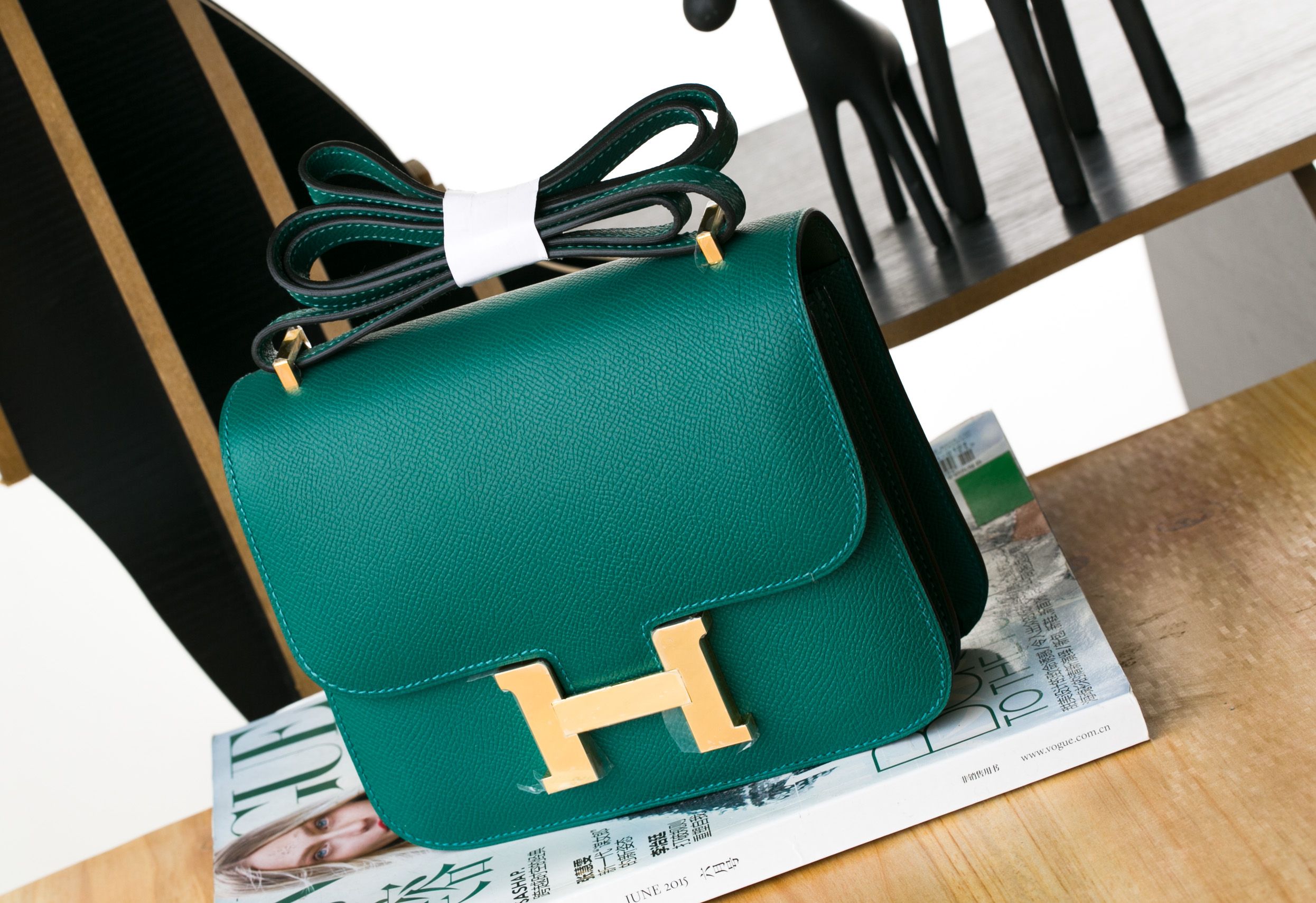 爱马仕康斯坦包价格 Hermes Constance 24cm Z6孔雀绿进口epsom牛皮