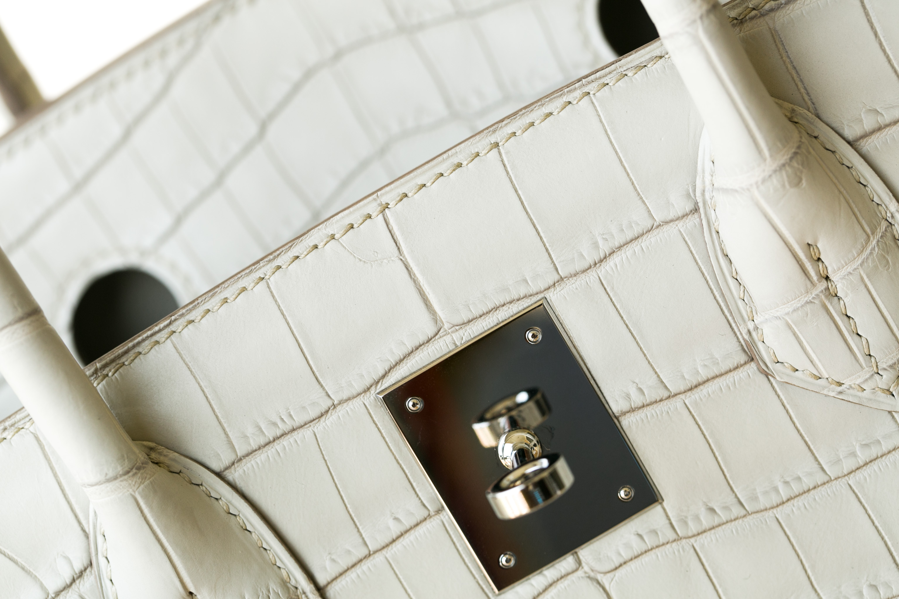 Birkin 30CM 雾面尼罗鳄 8L奶油白 两点 银扣