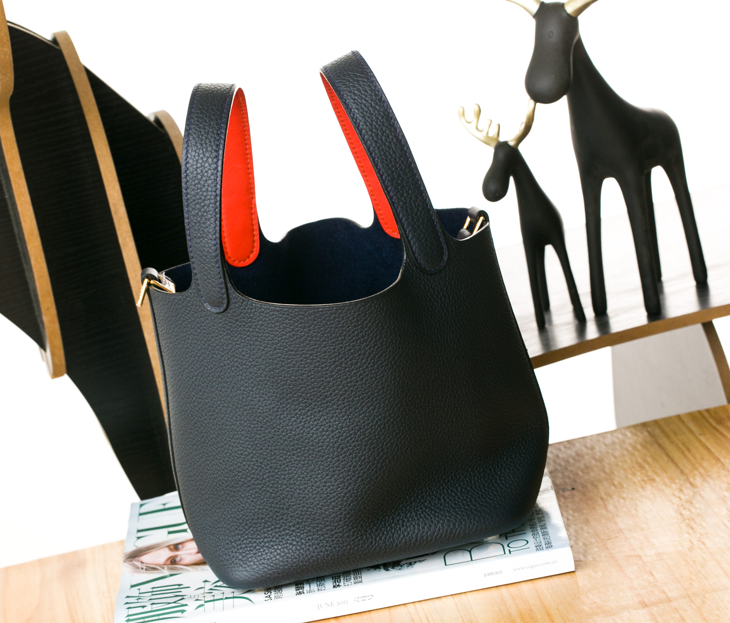 爱马仕水桶包价格 Hermes Picotin 18cm 午夜蓝拼罂粟橘原厂TC皮