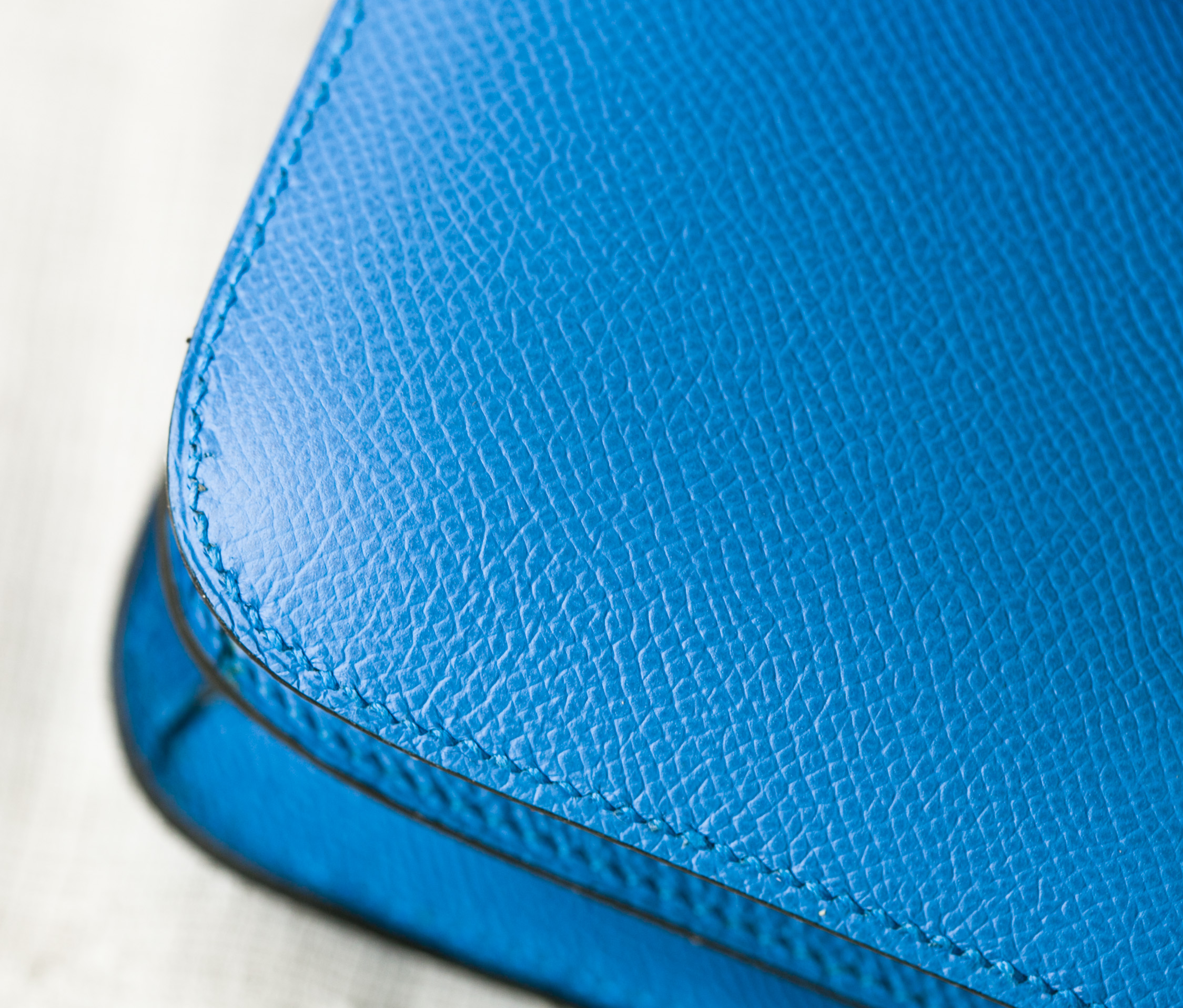 爱马仕包包官网 Hermes Constance 26cm 2T天堂蓝epsom皮空姐包