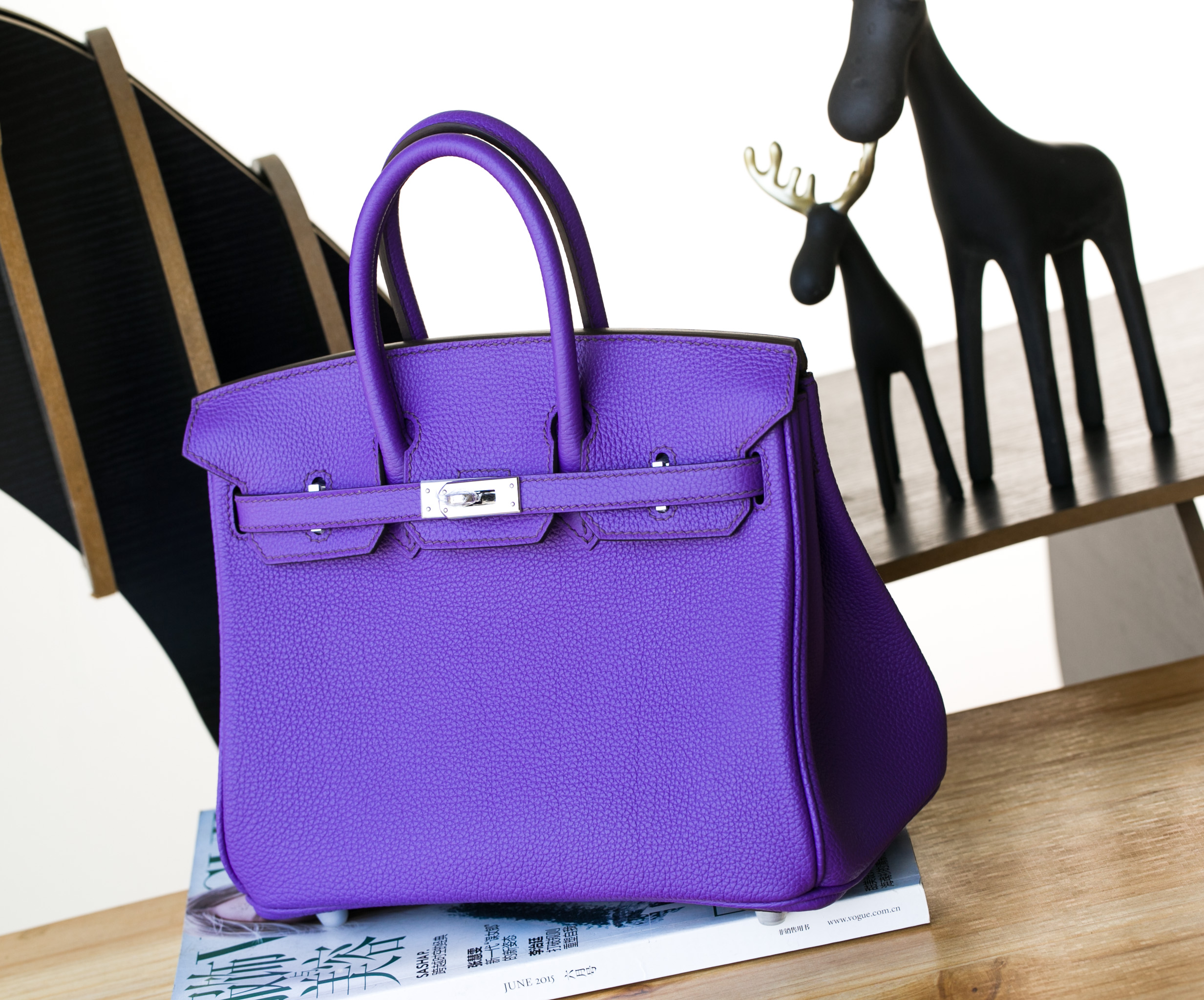 爱马仕包包官网 Hermes Birkin 25cm 5L极度紫原厂togo牛皮 银扣