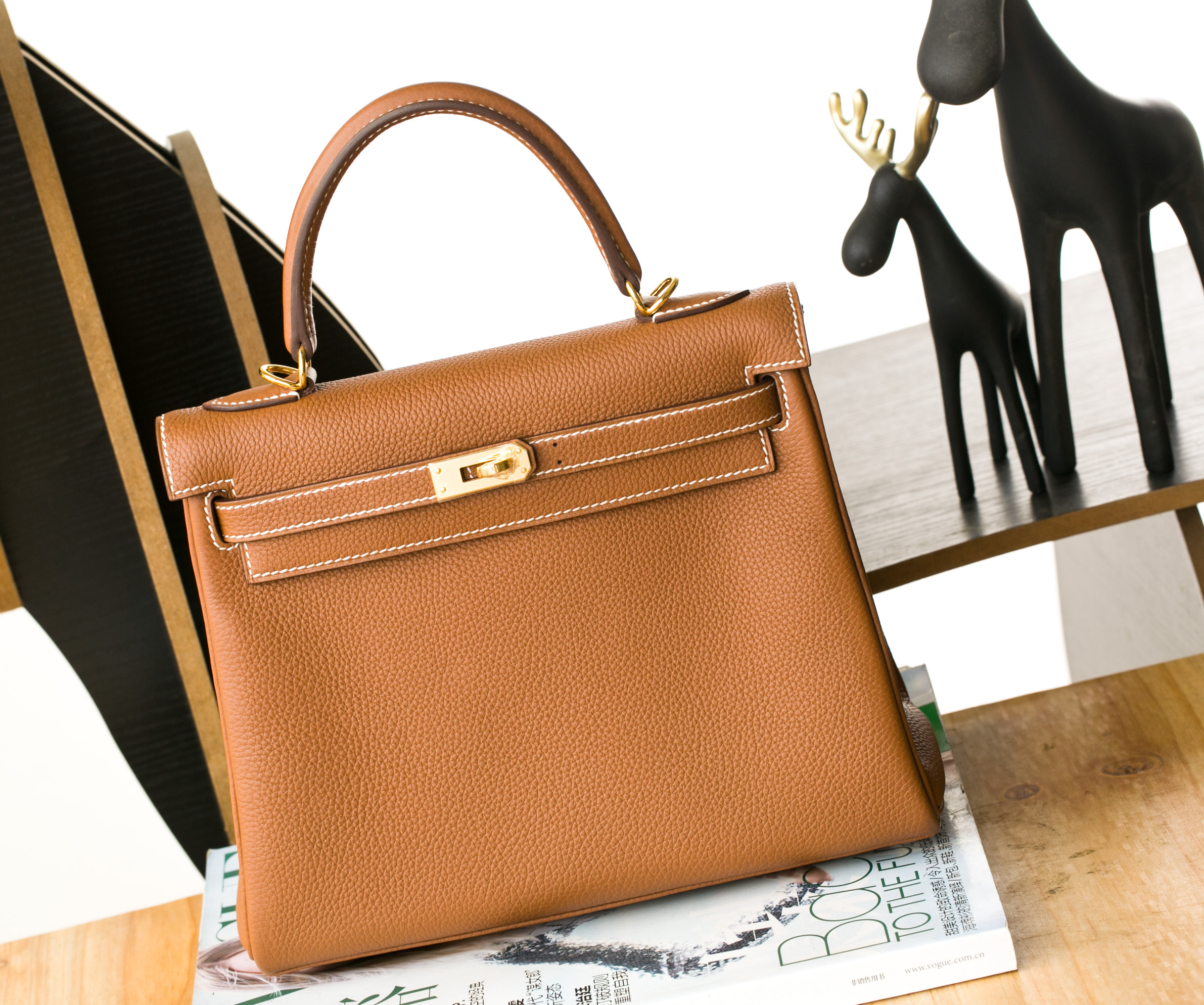 爱马仕包包官网 Hermes Kelly28cm CK37金色进口togo牛皮凯莉包