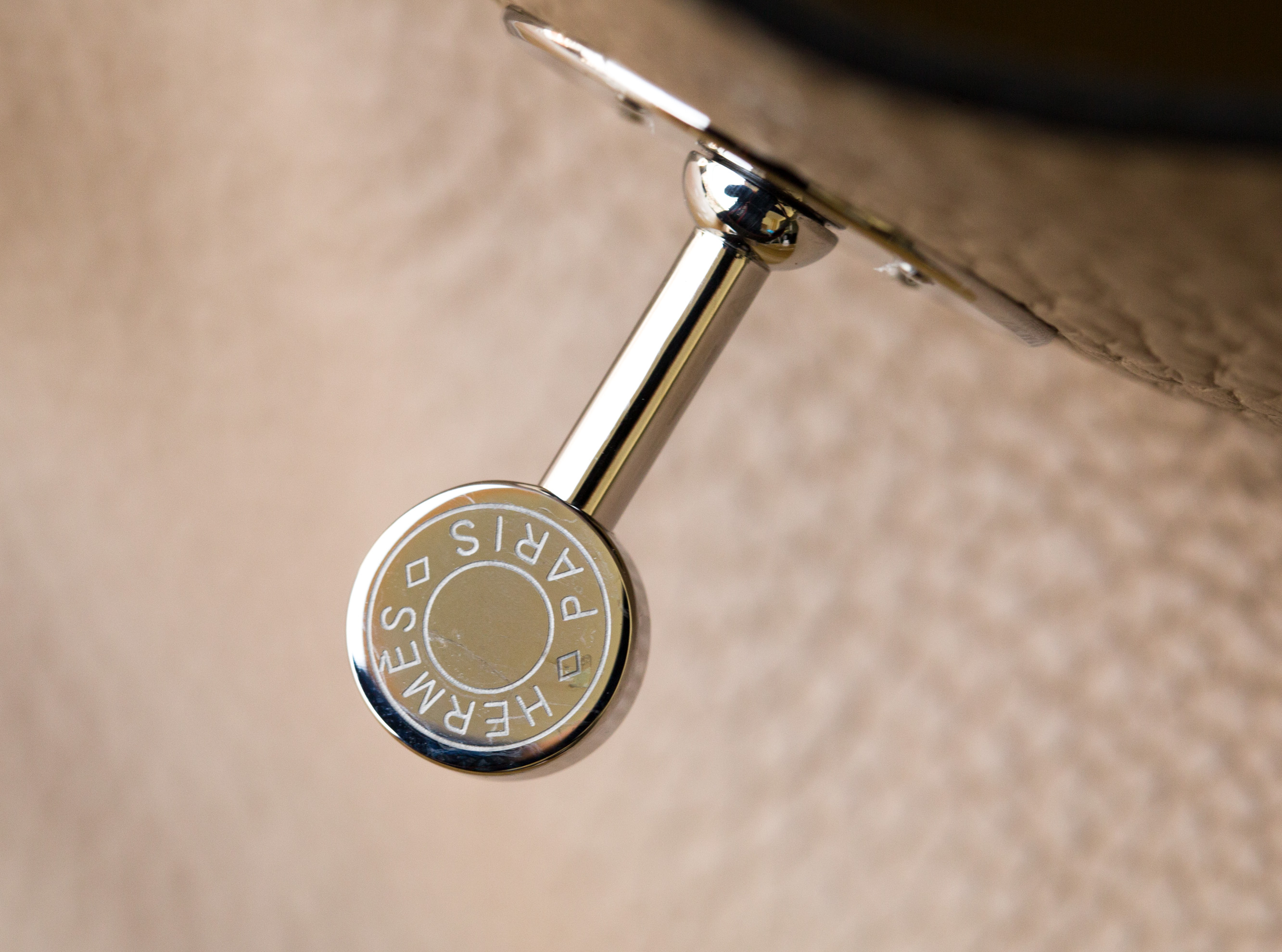 爱马仕Lindy包价格 Hermes CK81斑鸠灰原厂TC牛皮琳迪包30cm