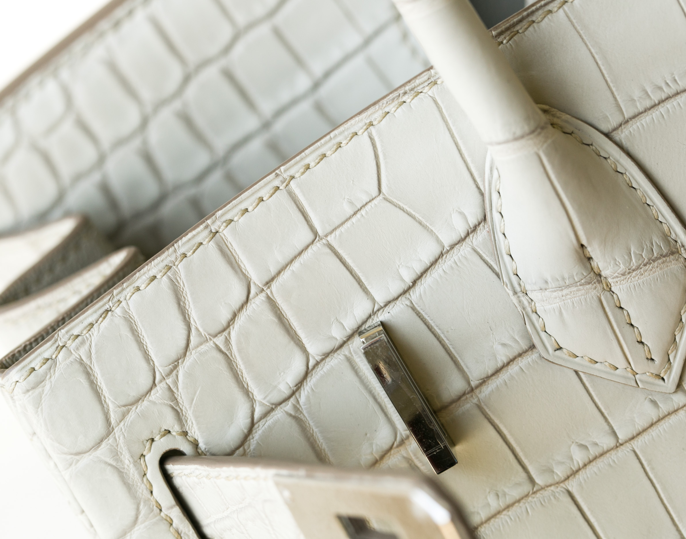 Birkin 30CM 雾面尼罗鳄 8L奶油白 两点 银扣