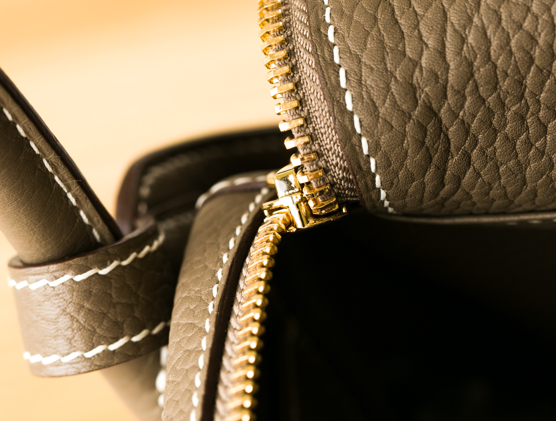 爱马仕琳迪包 Hermes Lindy30cm CK18大象灰进口togo牛皮 金扣
