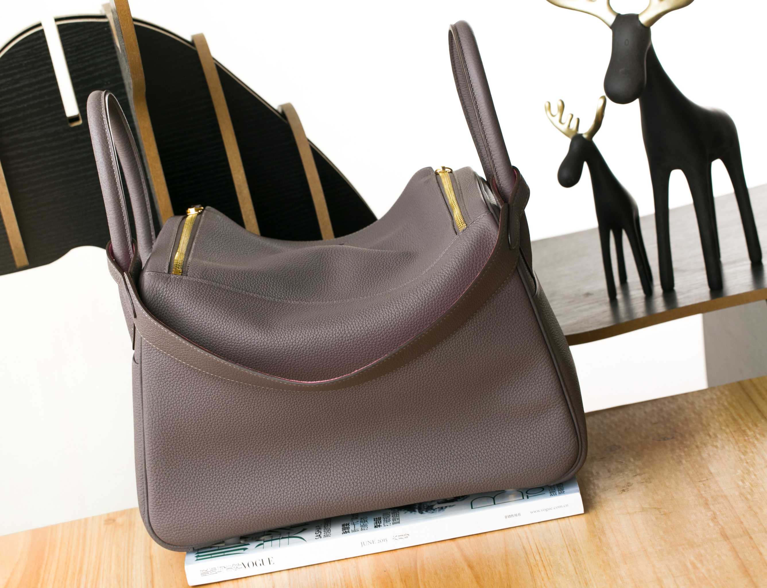 爱马仕琳迪包 Hermes Lindy30cm 8F锡器灰拼樱花粉进口togo牛皮