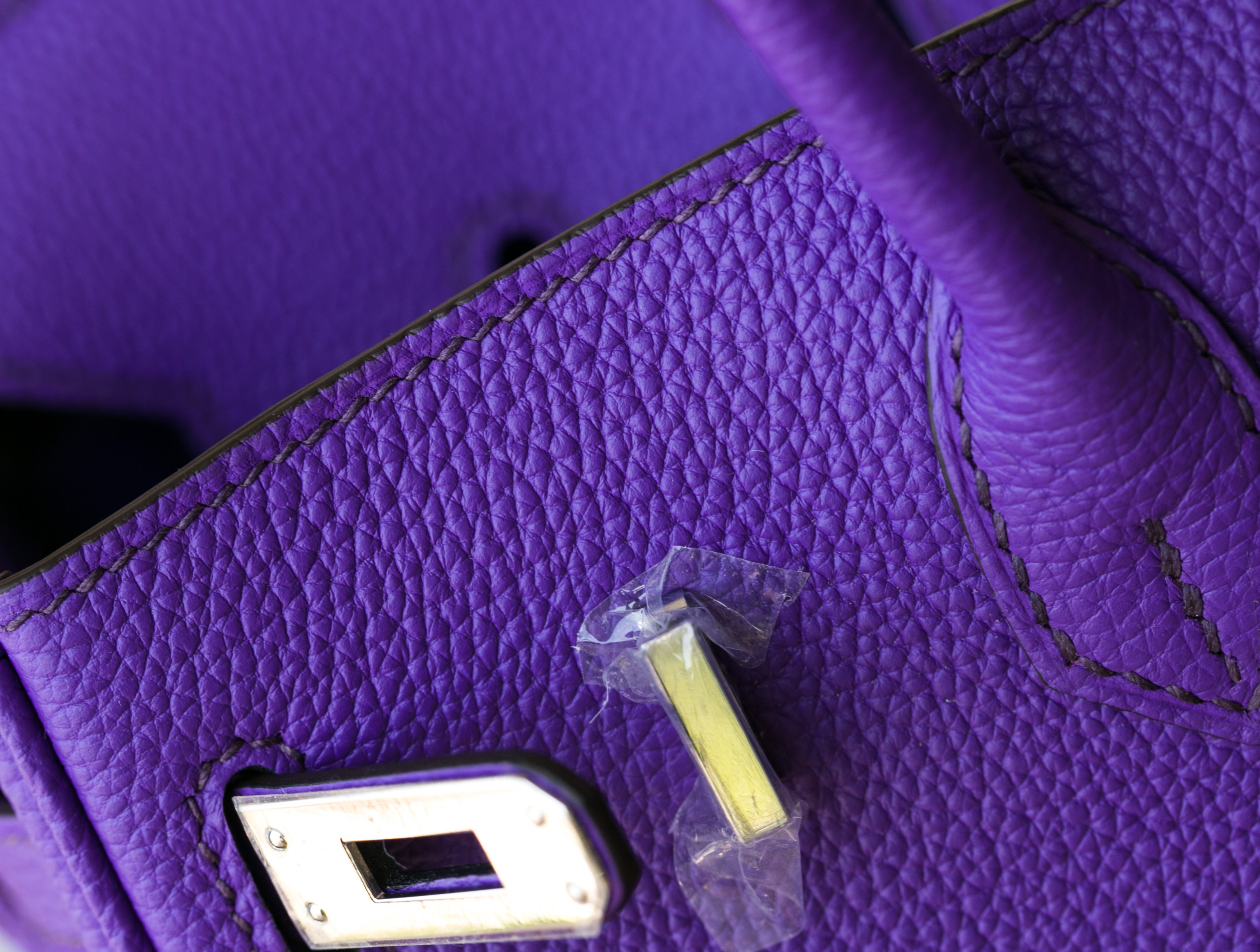 爱马仕包包官网 Hermes Birkin 25cm 5L极度紫原厂togo牛皮 银扣