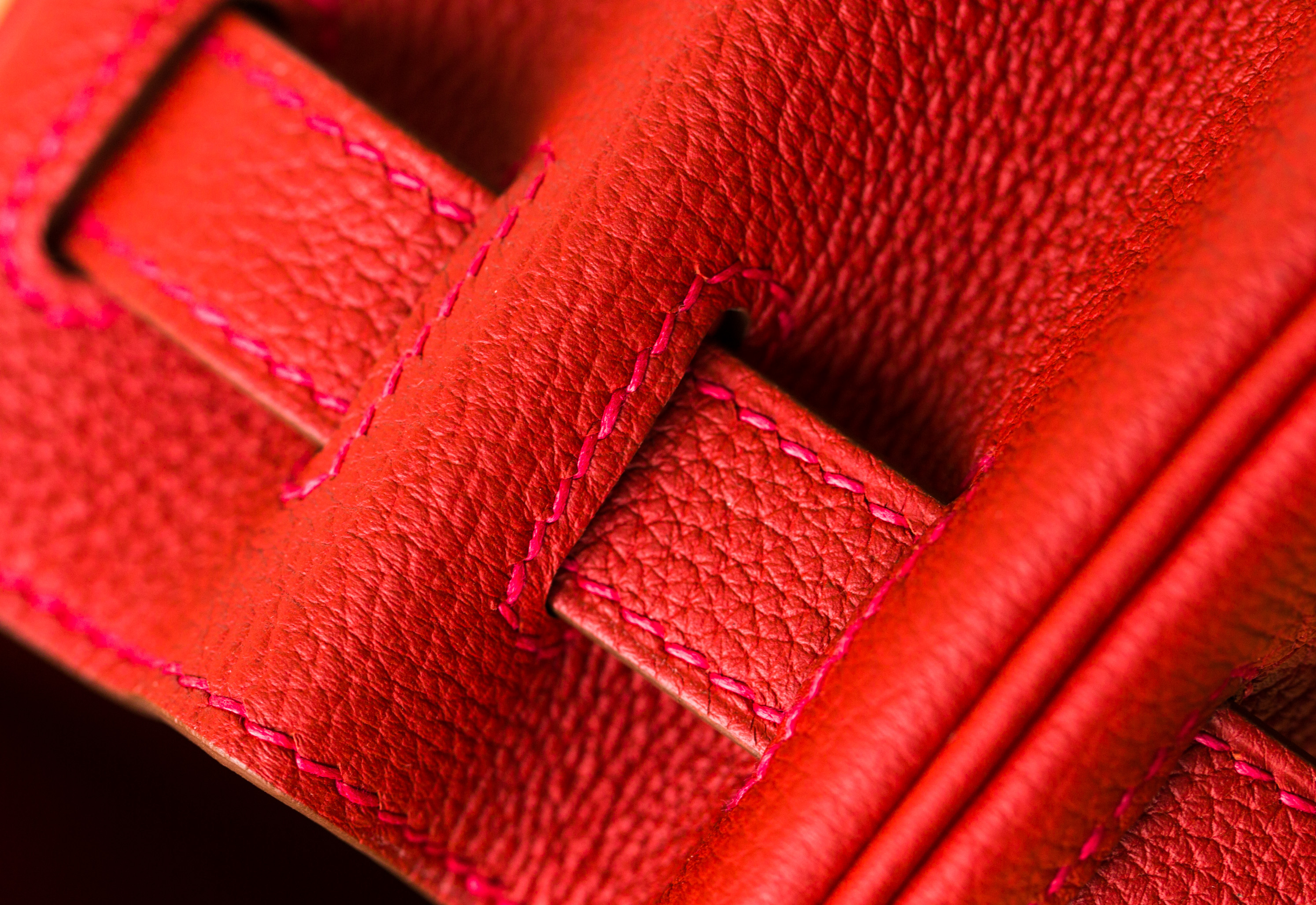 爱马仕包包官网 Hermes Kelly 28cm 2R芍药红原厂togo牛皮凯莉包