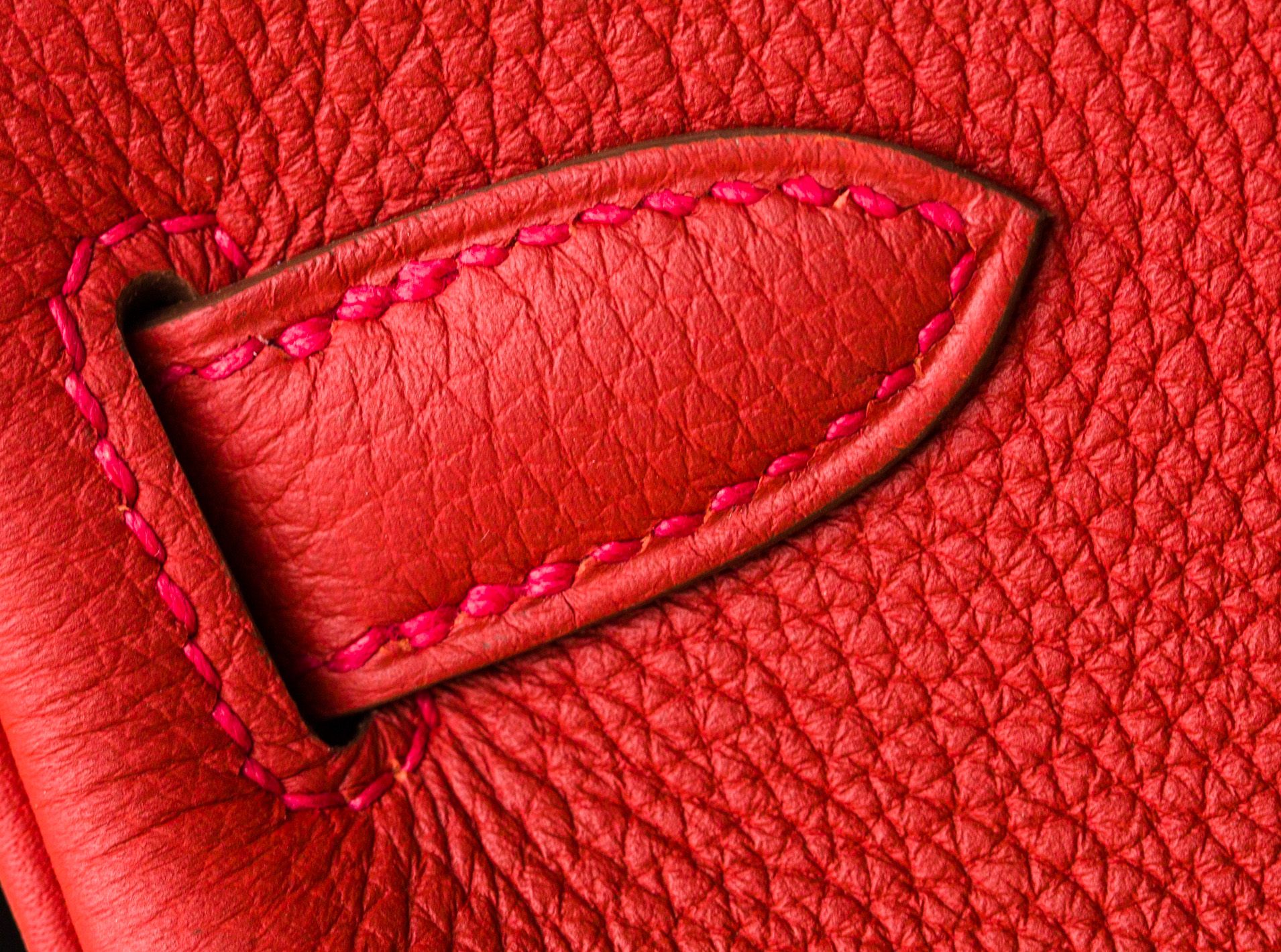 爱马仕包包官网 Hermes Kelly 28cm 2R芍药红原厂togo牛皮凯莉包