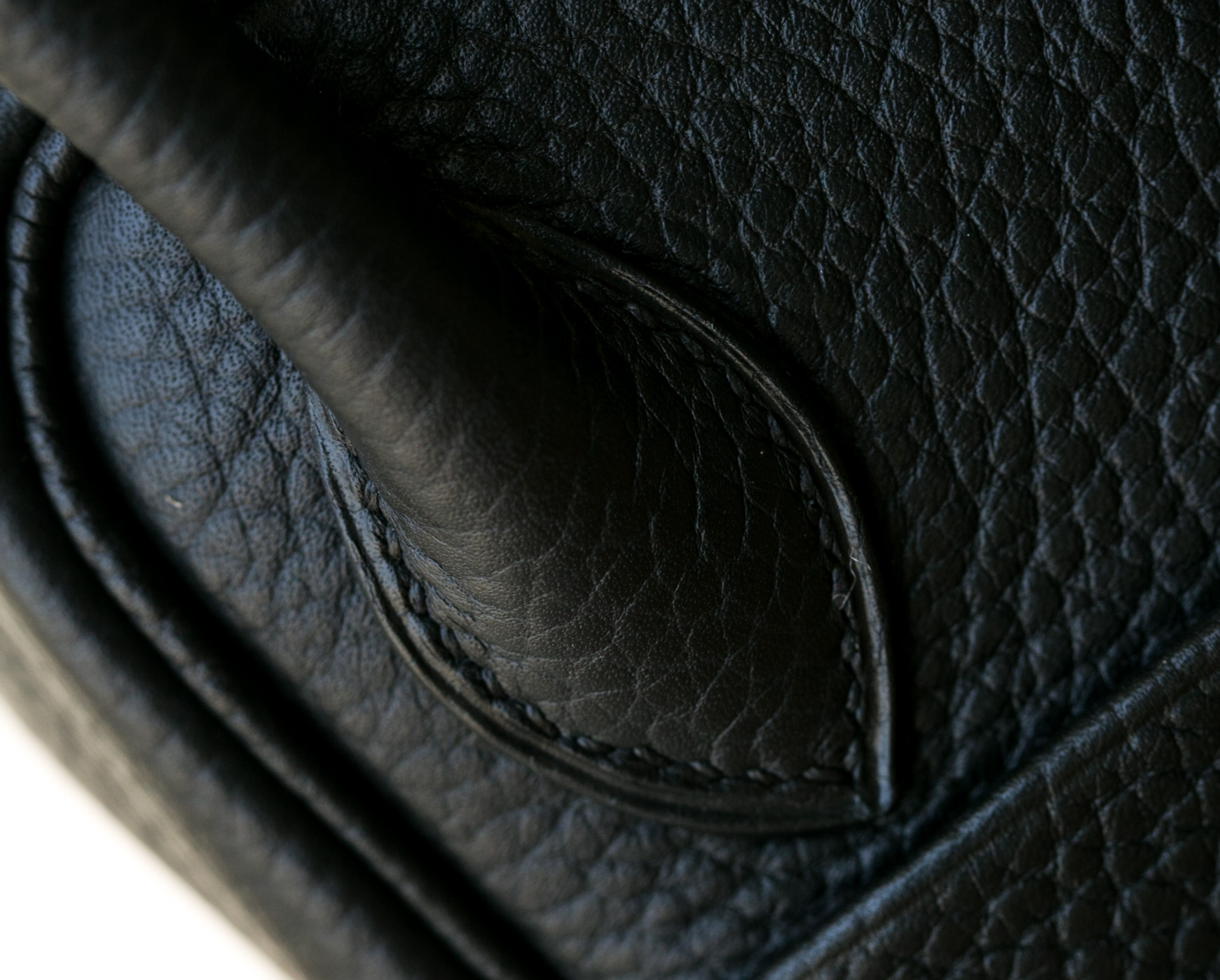 爱马仕琳迪包价格 Hermes CK89黑色原产togo牛皮Lindy包26cm