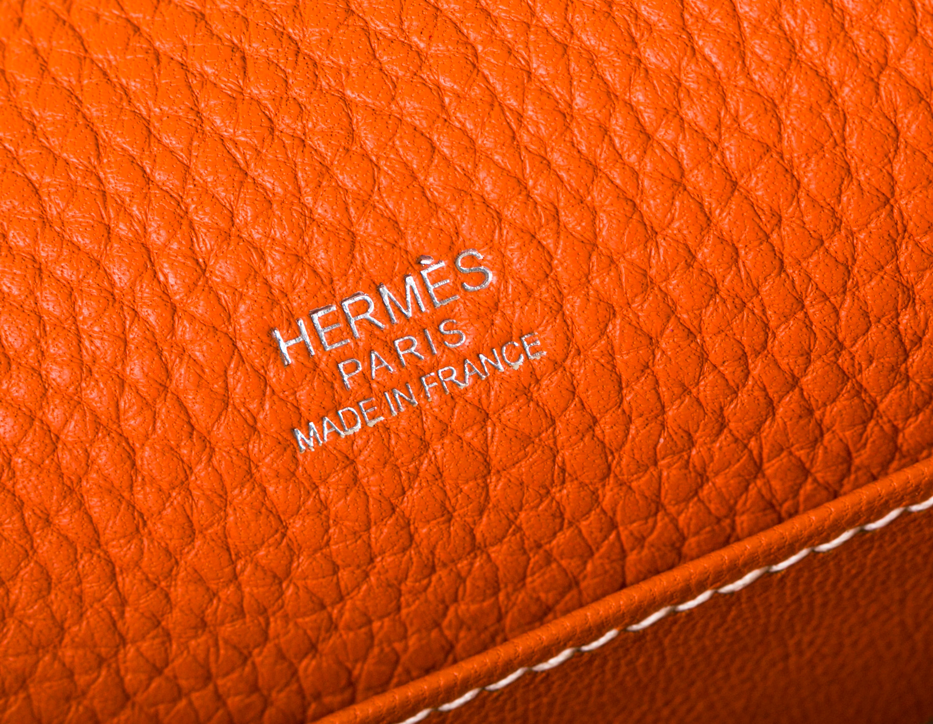 爱马仕女包价格 Hermes Roulis 23cm 橙色原厂TC牛皮猪鼻子包