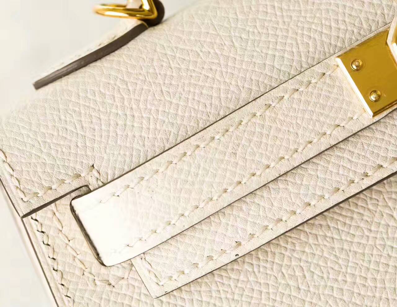 Hermes新款女包 爱马仕Minikelly 2代 19cm 奶昔白原厂epsom牛皮