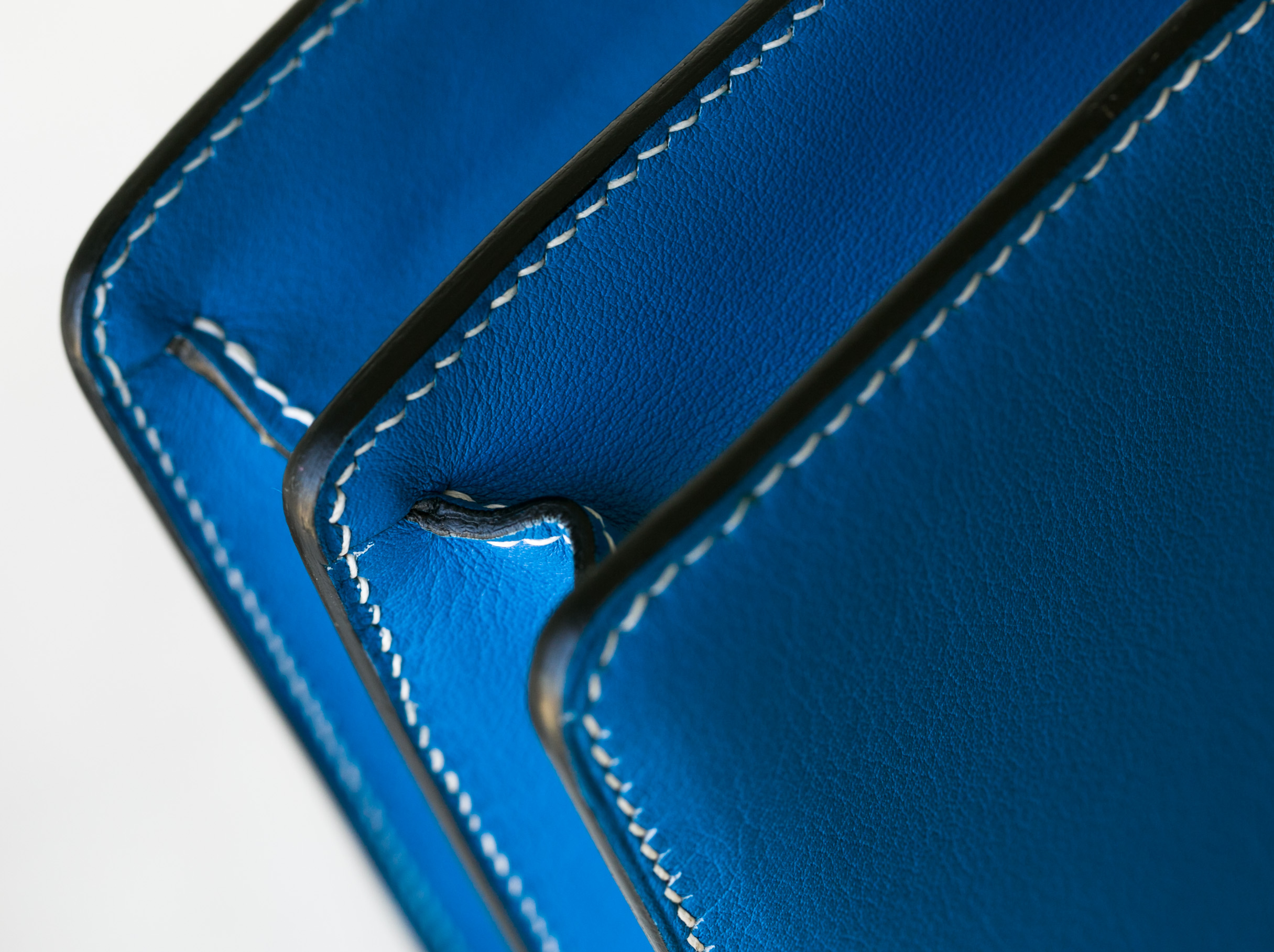 爱马仕包包批发 Hermes Roulis T7水妖蓝原厂Swift皮猪鼻子包23cm