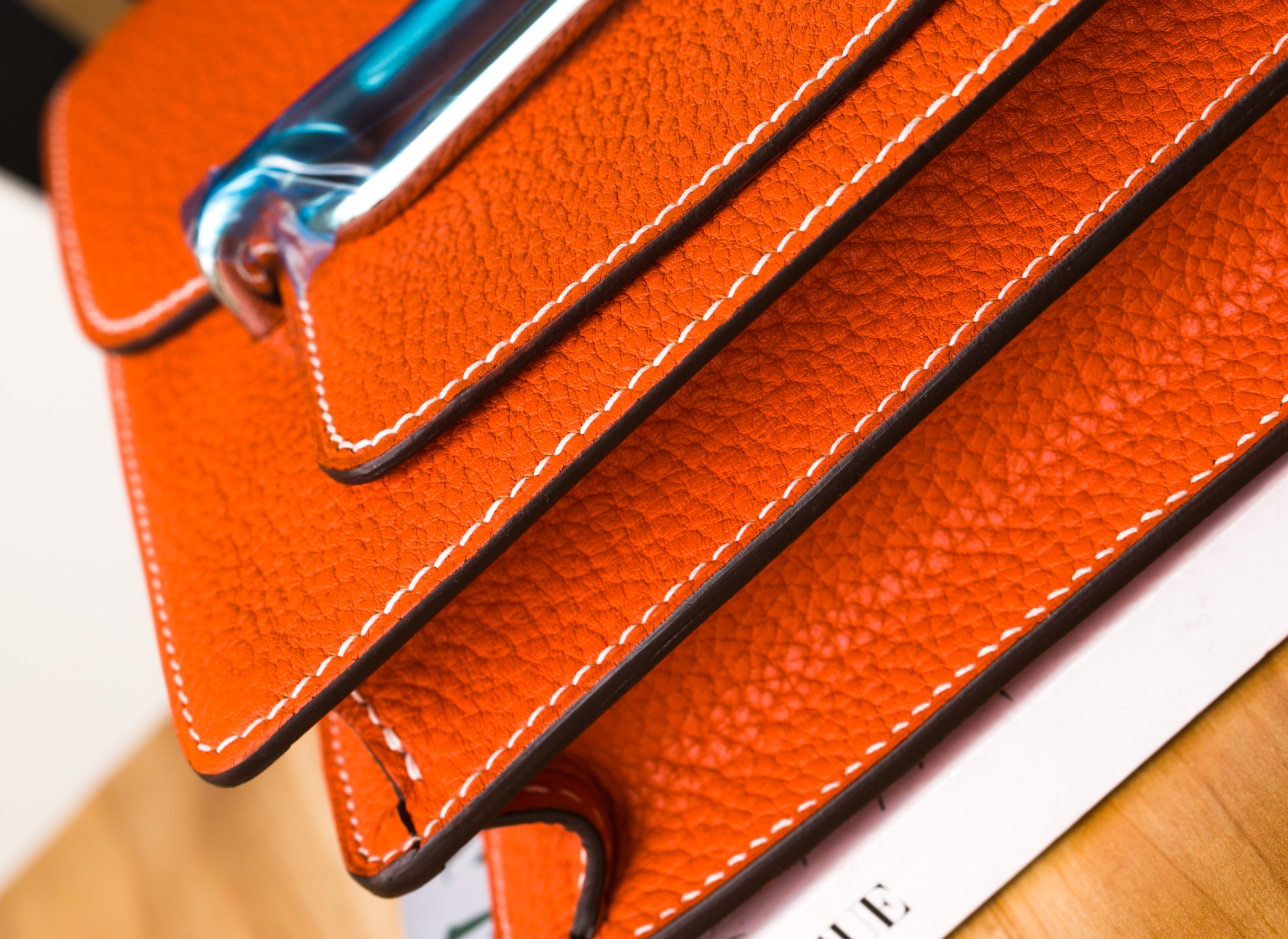 爱马仕女包价格 Hermes Roulis 23cm 橙色原厂TC牛皮猪鼻子包