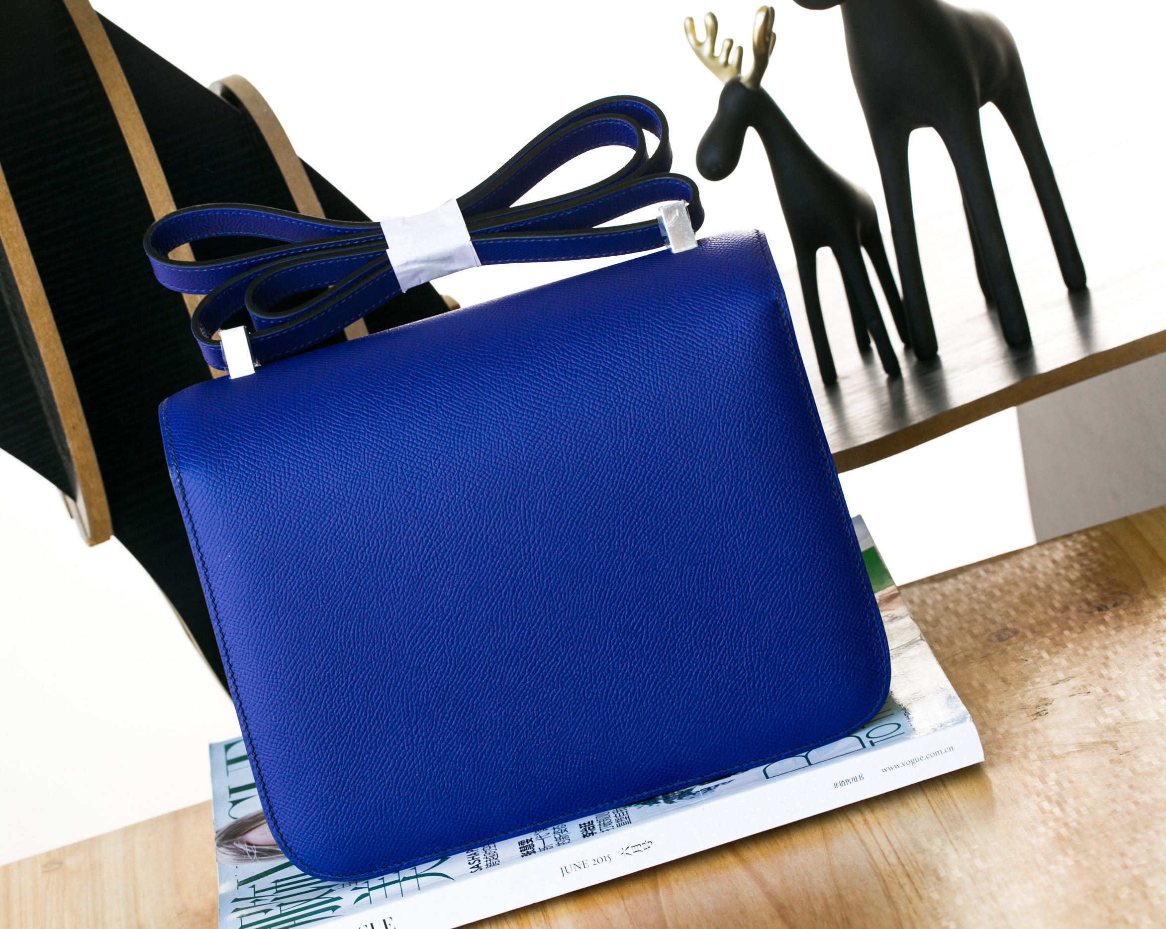 爱马仕空姐包价格 Hermes 7T电光蓝原厂epsom牛皮Constance 24cm