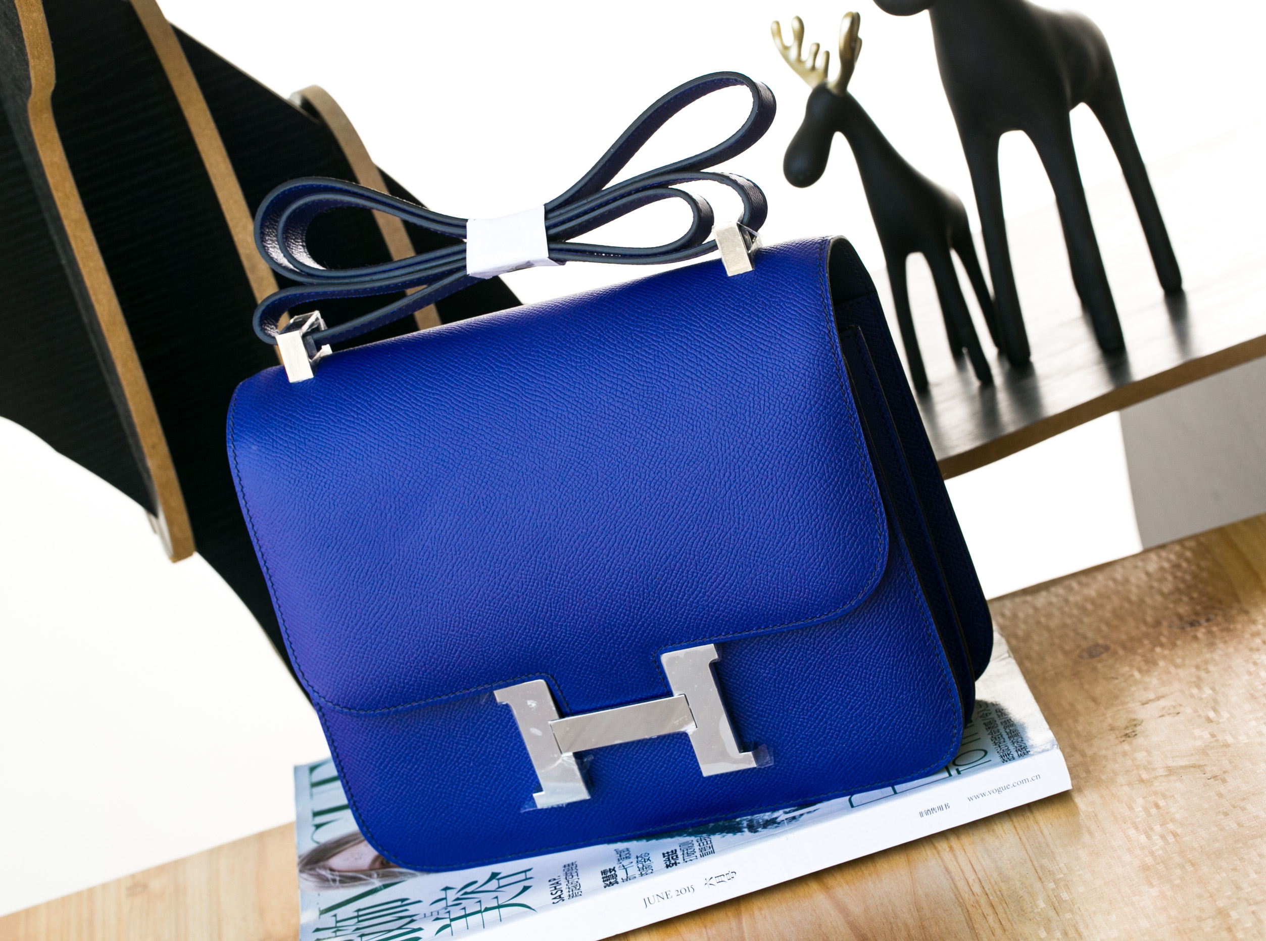 爱马仕空姐包价格 Hermes 7T电光蓝原厂epsom牛皮Constance 24cm