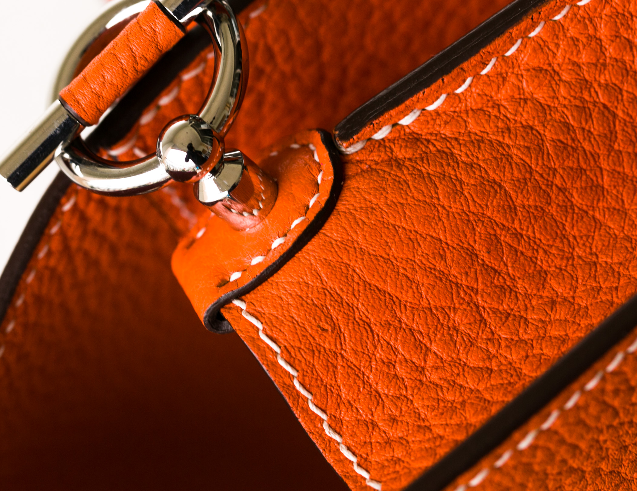 爱马仕女包价格 Hermes Roulis 23cm 橙色原厂TC牛皮猪鼻子包