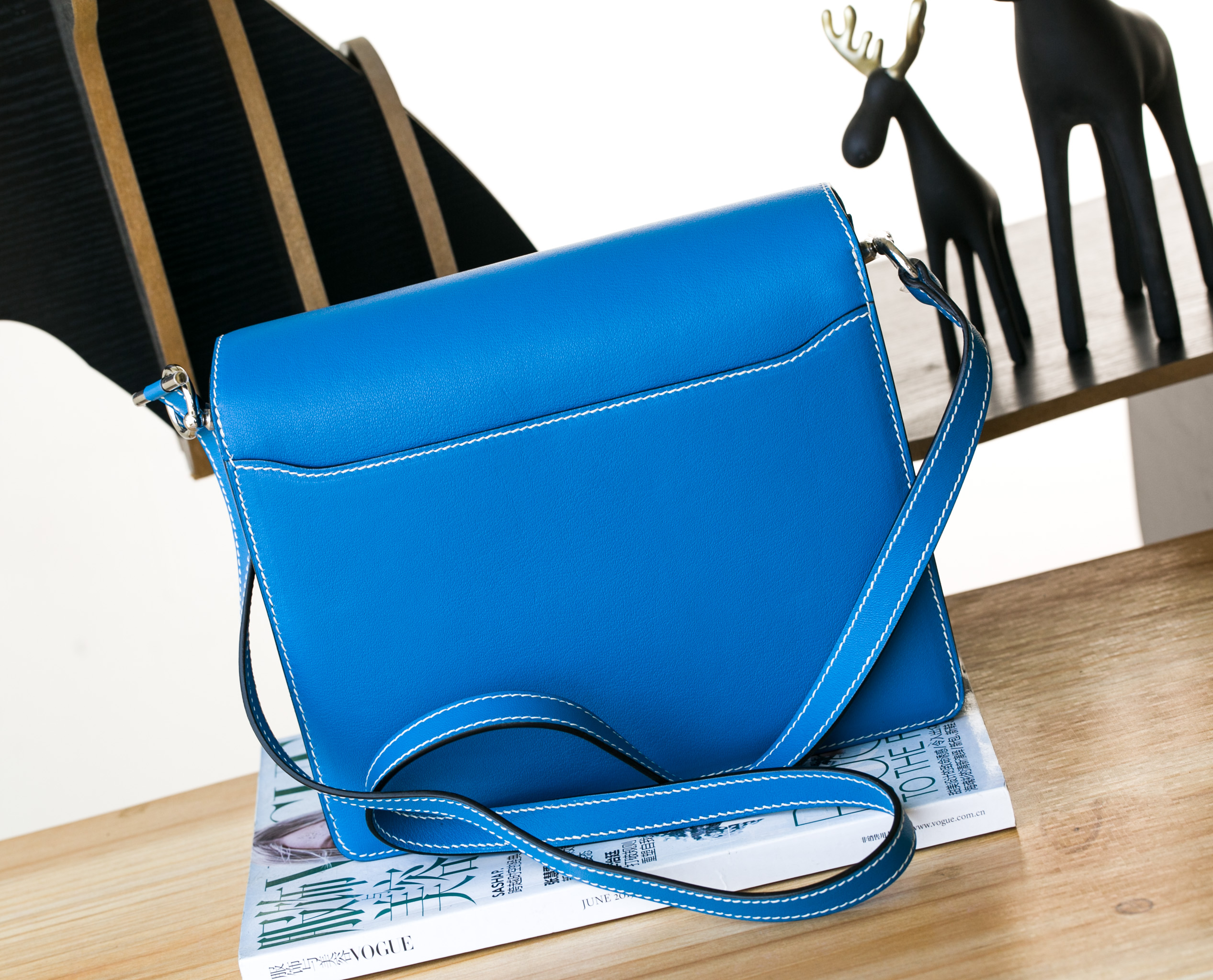 爱马仕包包批发 Hermes Roulis T7水妖蓝原厂Swift皮猪鼻子包23cm