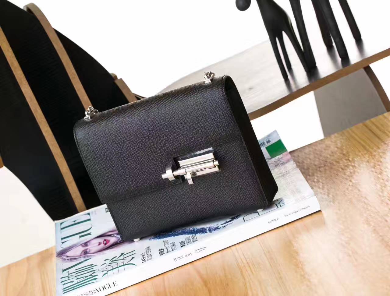 爱马仕新款包包 Hermes Verrou 黑色原厂epsom牛皮机关枪包17cm