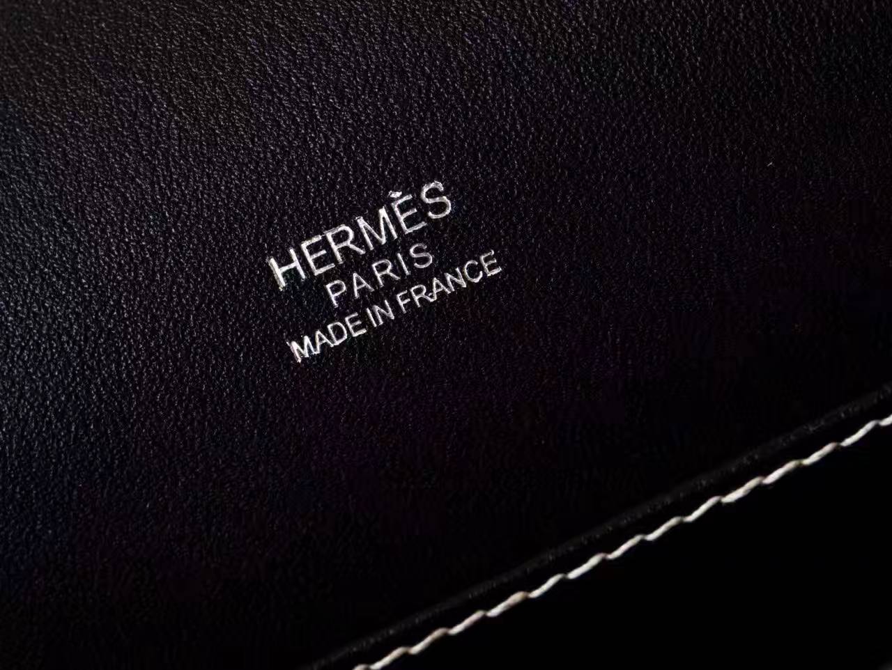 Hermes爱马仕包包官网 黑色原厂Swift牛皮Roulis猪鼻子包23cm