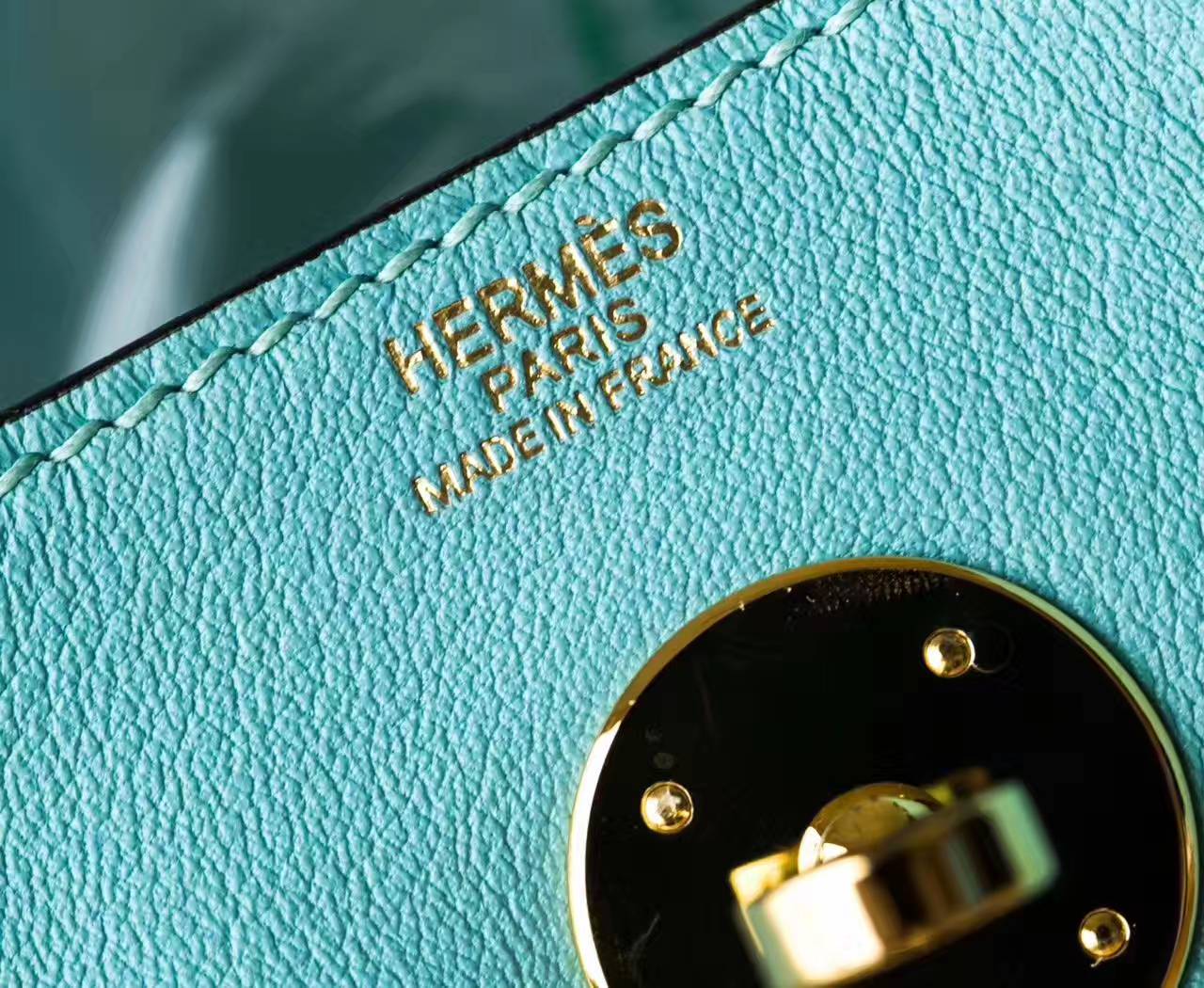 爱马仕琳迪包尺寸 Hermes Lindy 26cm 3P马卡龙蓝原厂swift牛皮