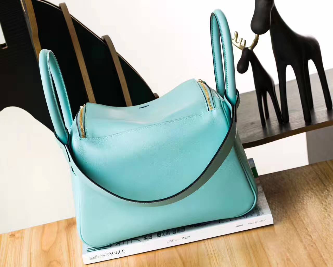 爱马仕琳迪包尺寸 Hermes Lindy 26cm 3P马卡龙蓝原厂swift牛皮