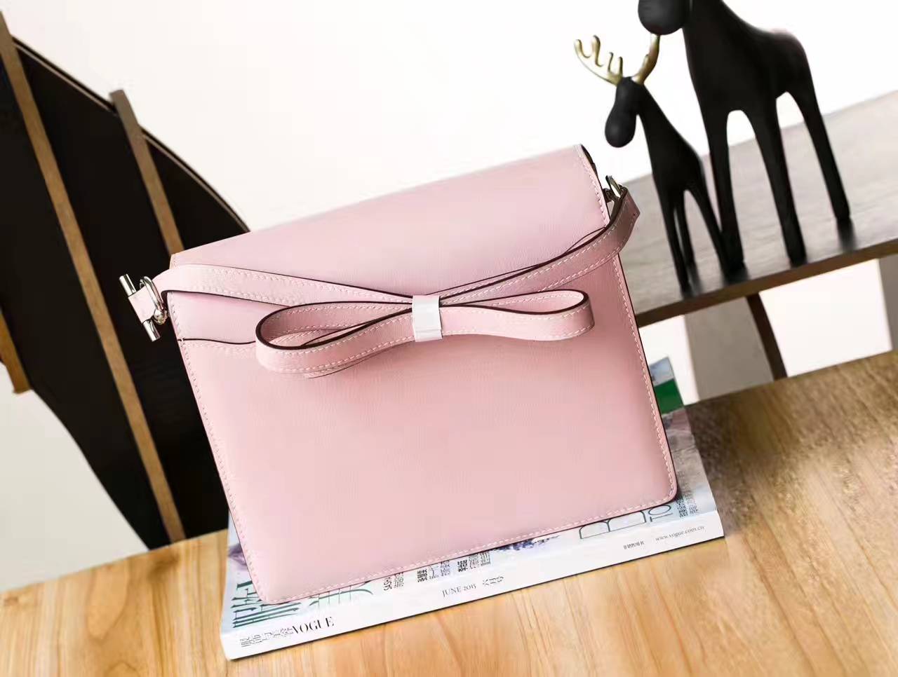 Hermes新款女包 爱马仕3Q水粉色原厂Swift皮Roulis猪鼻子包23cm