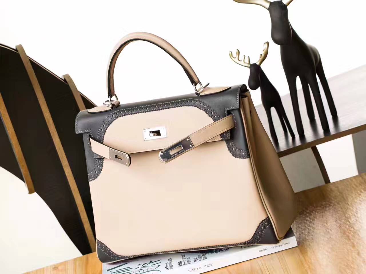 爱马仕Kelly女包 原厂Swift牛皮蕾丝凯莉包28cm 锡器灰拼斑鸠灰