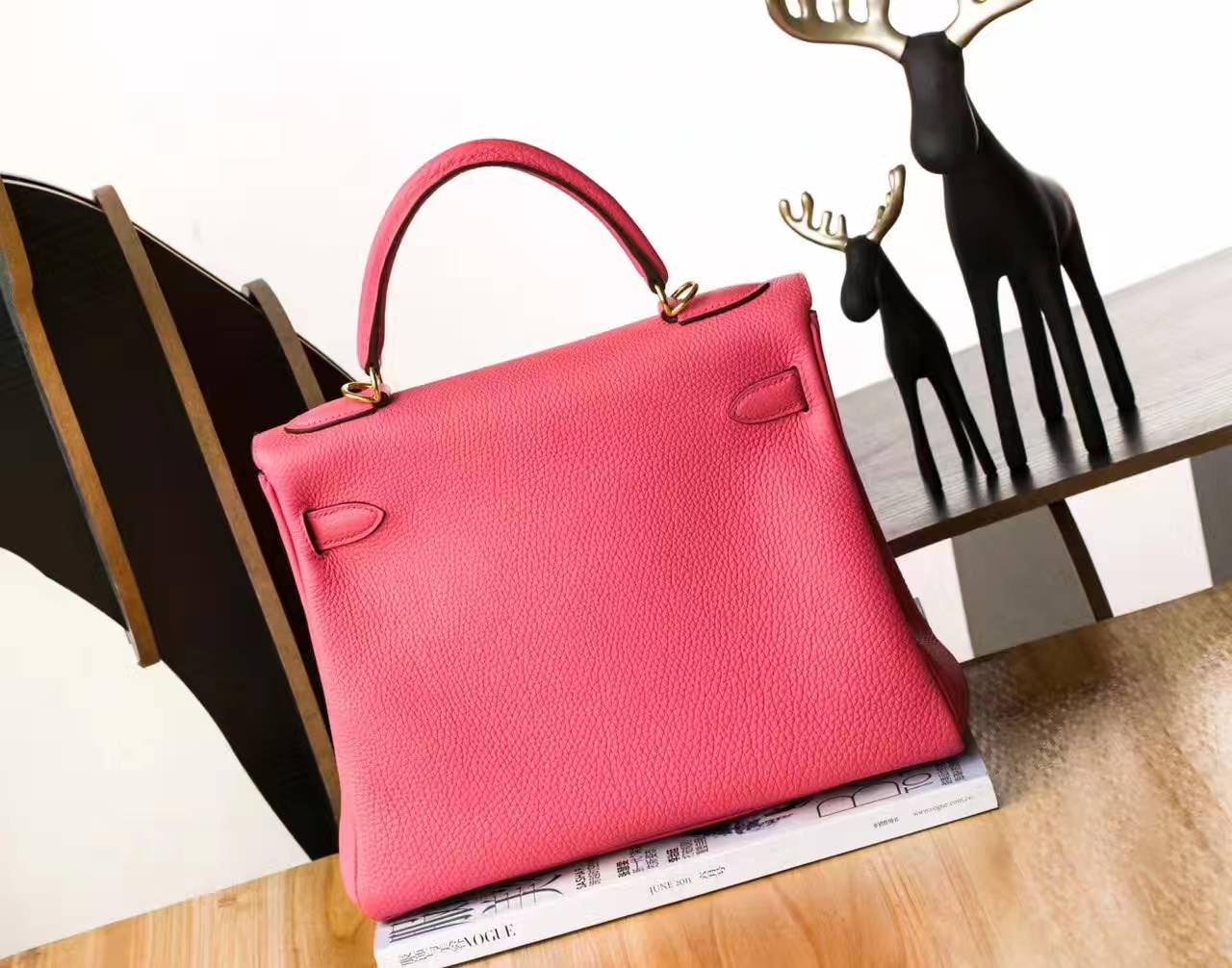 Hermes女包价格 爱马仕Kelly包28cm 8W唇膏粉原厂togo牛皮