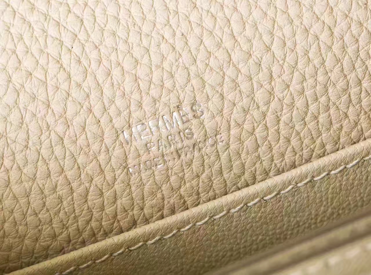 爱马仕包包批发 Hermes CK80珍珠灰原厂TC牛皮Roulis猪鼻子包23cm