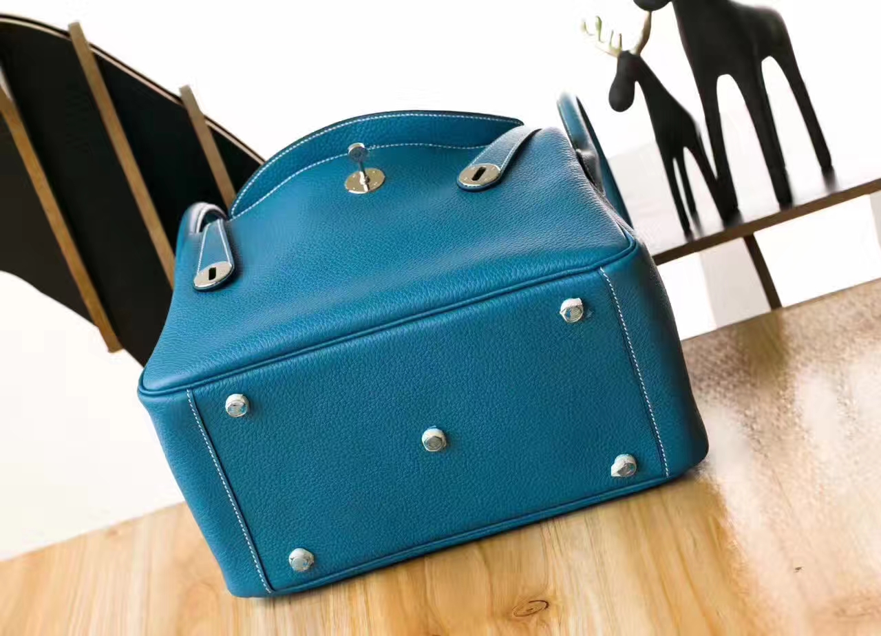 爱马仕Lindy包价格 Hermes 75牛仔蓝原厂TC牛皮琳迪包26cm 银扣