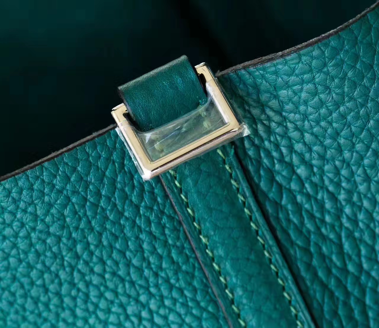 爱马仕女包价格 Hermes Z6孔雀绿原厂TC牛皮 Picotin水桶包18cm