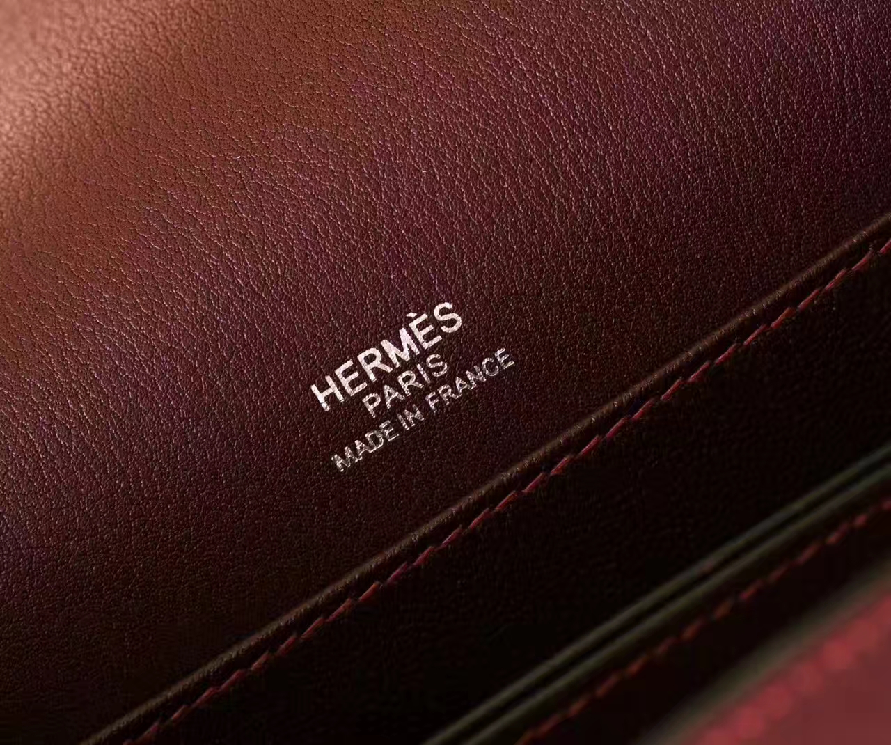 爱马仕女包价格 Hermes Roulis 19cm K1石榴红原厂Swift牛皮 银扣