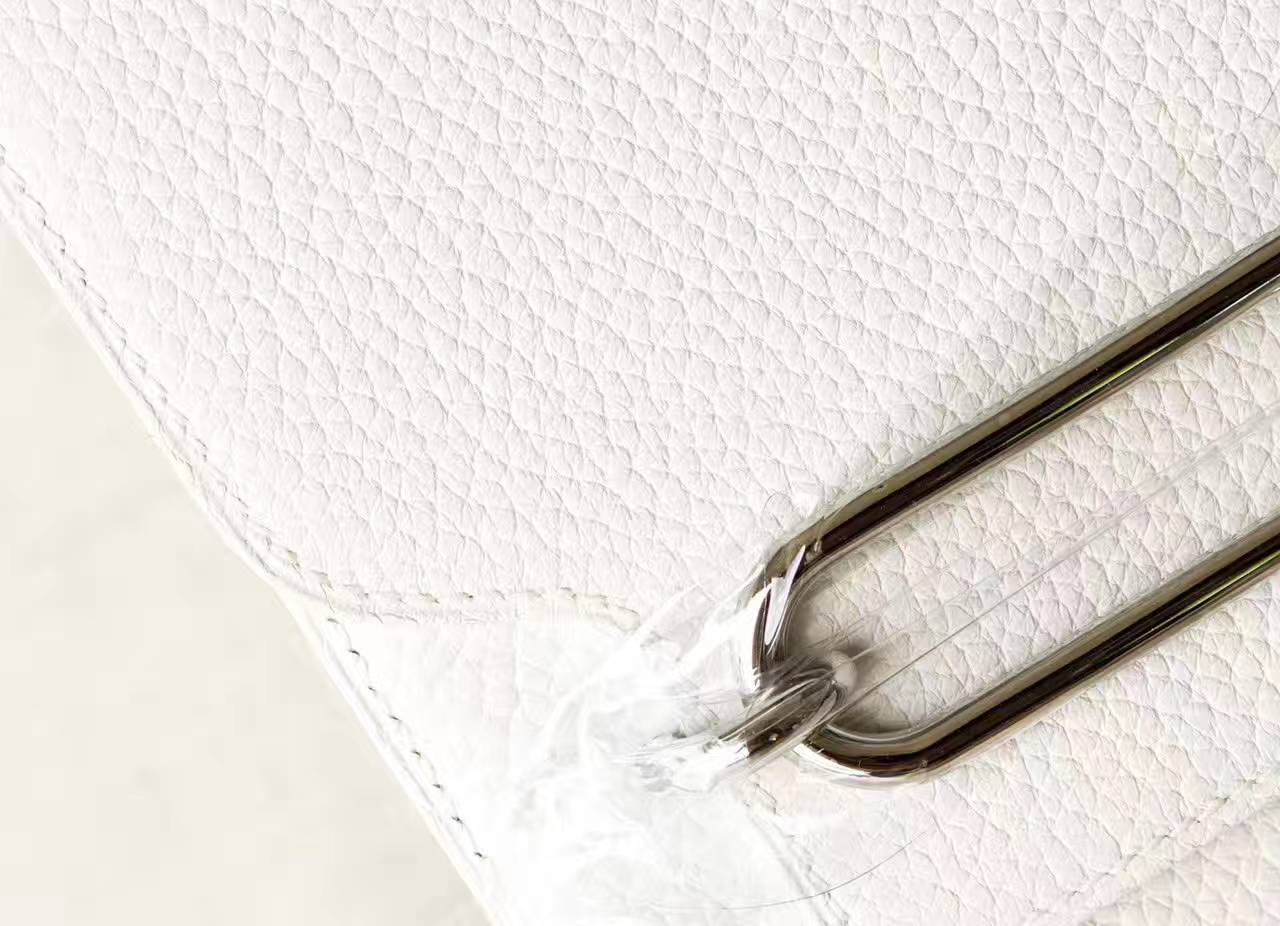 爱马仕包包官网 Hermes Roulis 19cm 白色原厂TC牛皮猪鼻子包