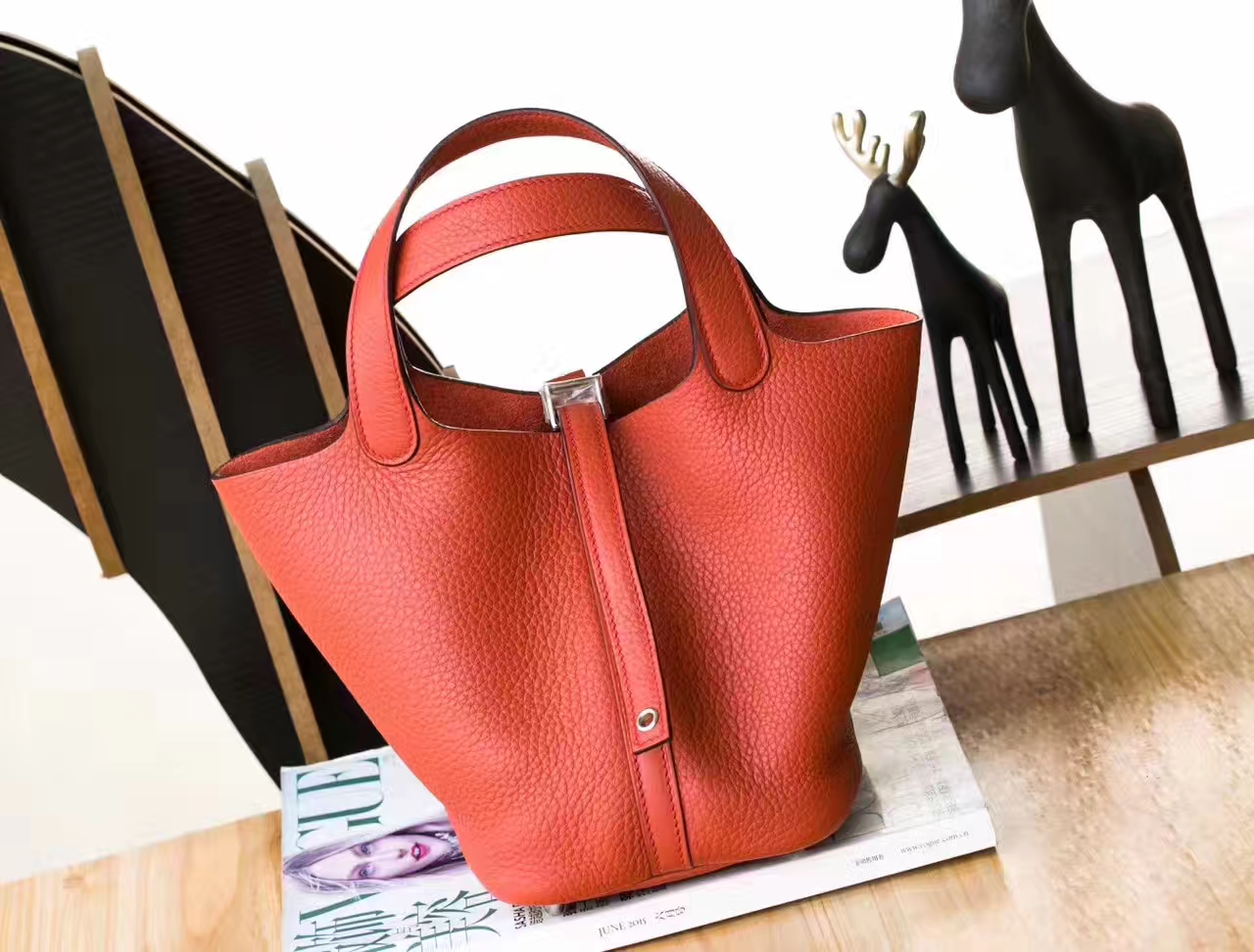 爱马仕女包价格 Hermes Picotin 18cm 6C古铜色原厂TC牛皮水桶包