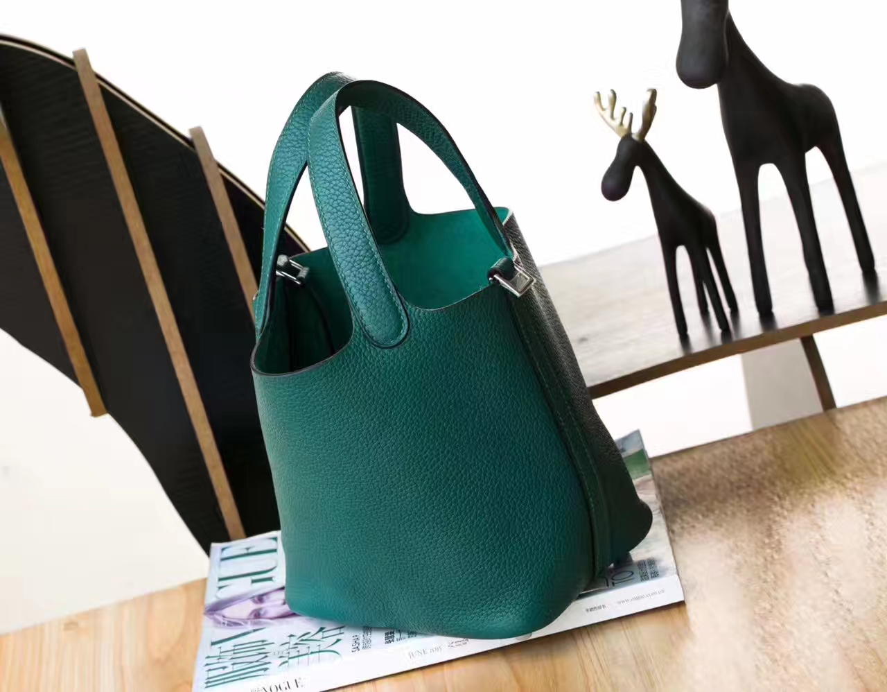 爱马仕女包价格 Hermes Z6孔雀绿原厂TC牛皮 Picotin水桶包18cm