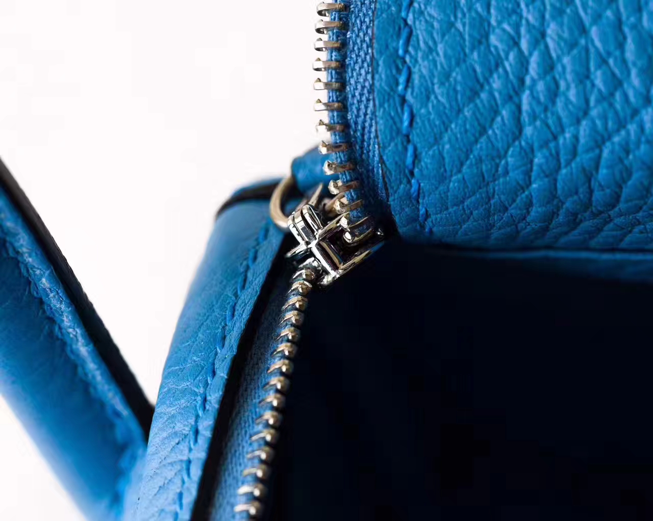 Hermes Lindy 26cm 爱马仕2T天堂蓝原厂TC牛皮琳迪包 银扣