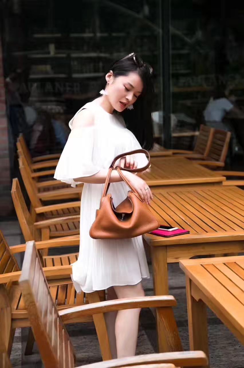 爱马仕Lindy女包 Hermes CK37金色TC牛皮琳迪包Lindy30cm 银扣
