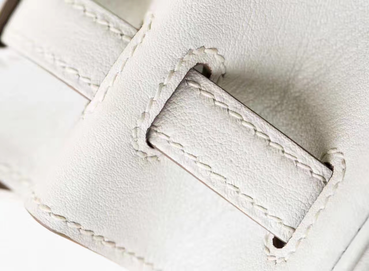 Hermes女包价格 爱马仕奶昔白原厂Swift牛皮Birkin铂金包25cm 银扣
