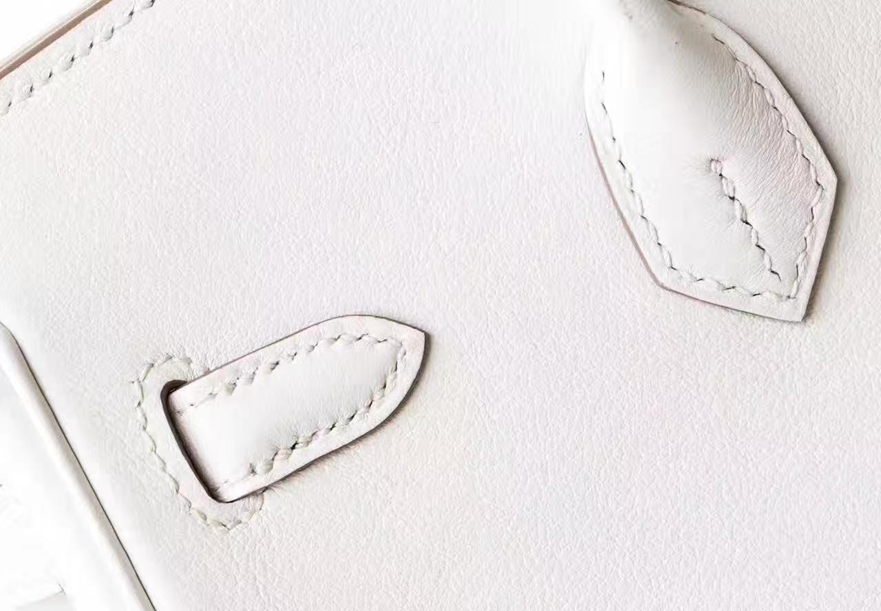 Hermes女包价格 爱马仕奶昔白原厂Swift牛皮Birkin铂金包25cm 银扣