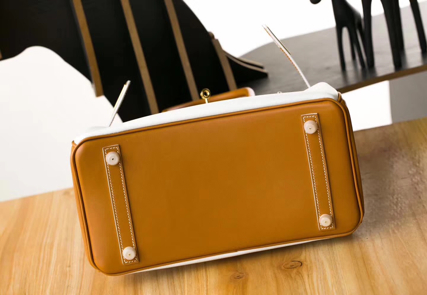 爱马仕铂金包价格 Hermes CK37金色Box牛皮拼白色Epsom牛皮Birkin30cm