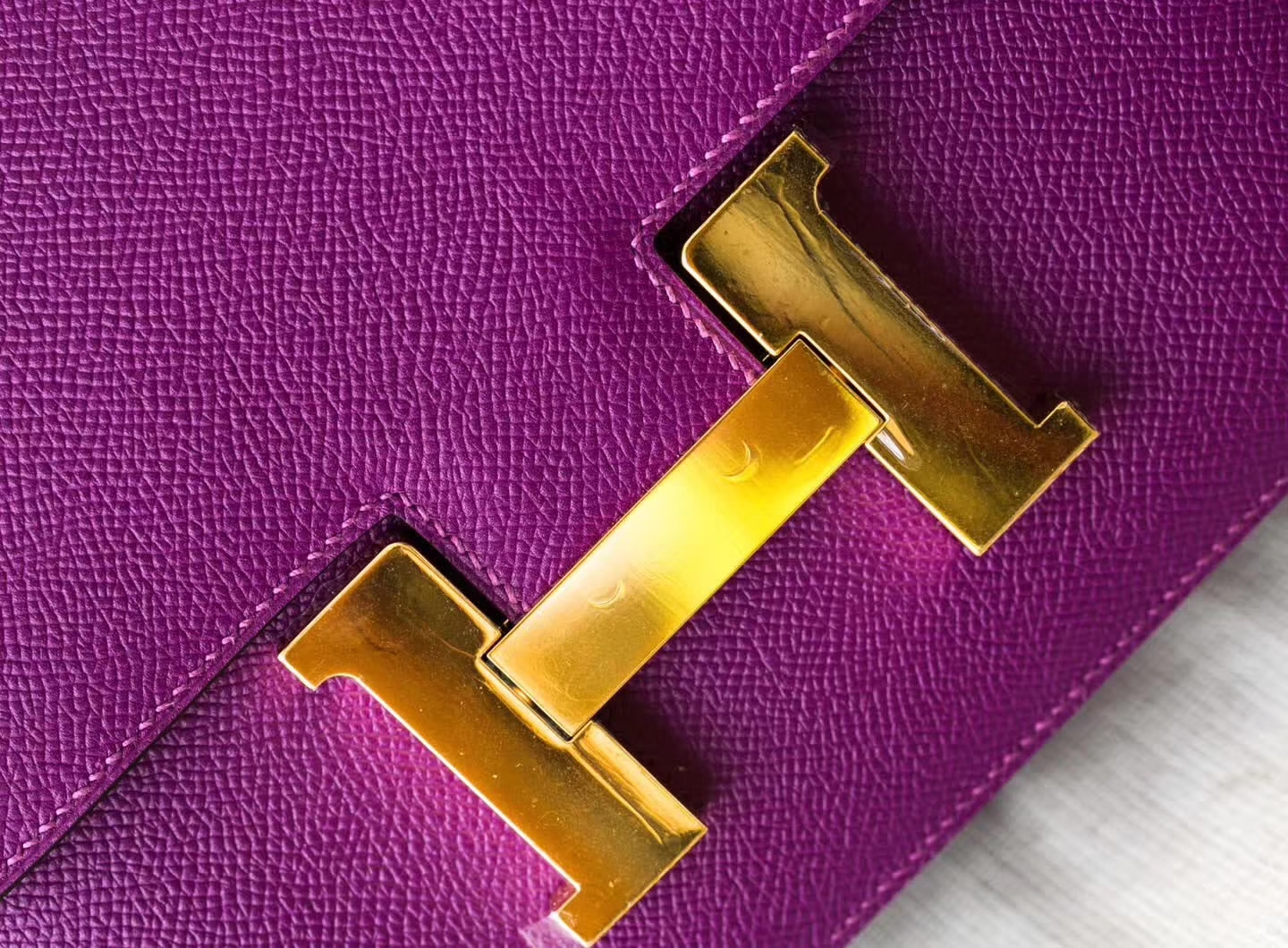 爱马仕康斯坦包尺寸 Hermes Constance24cm P9海葵紫Epsom牛皮 金扣